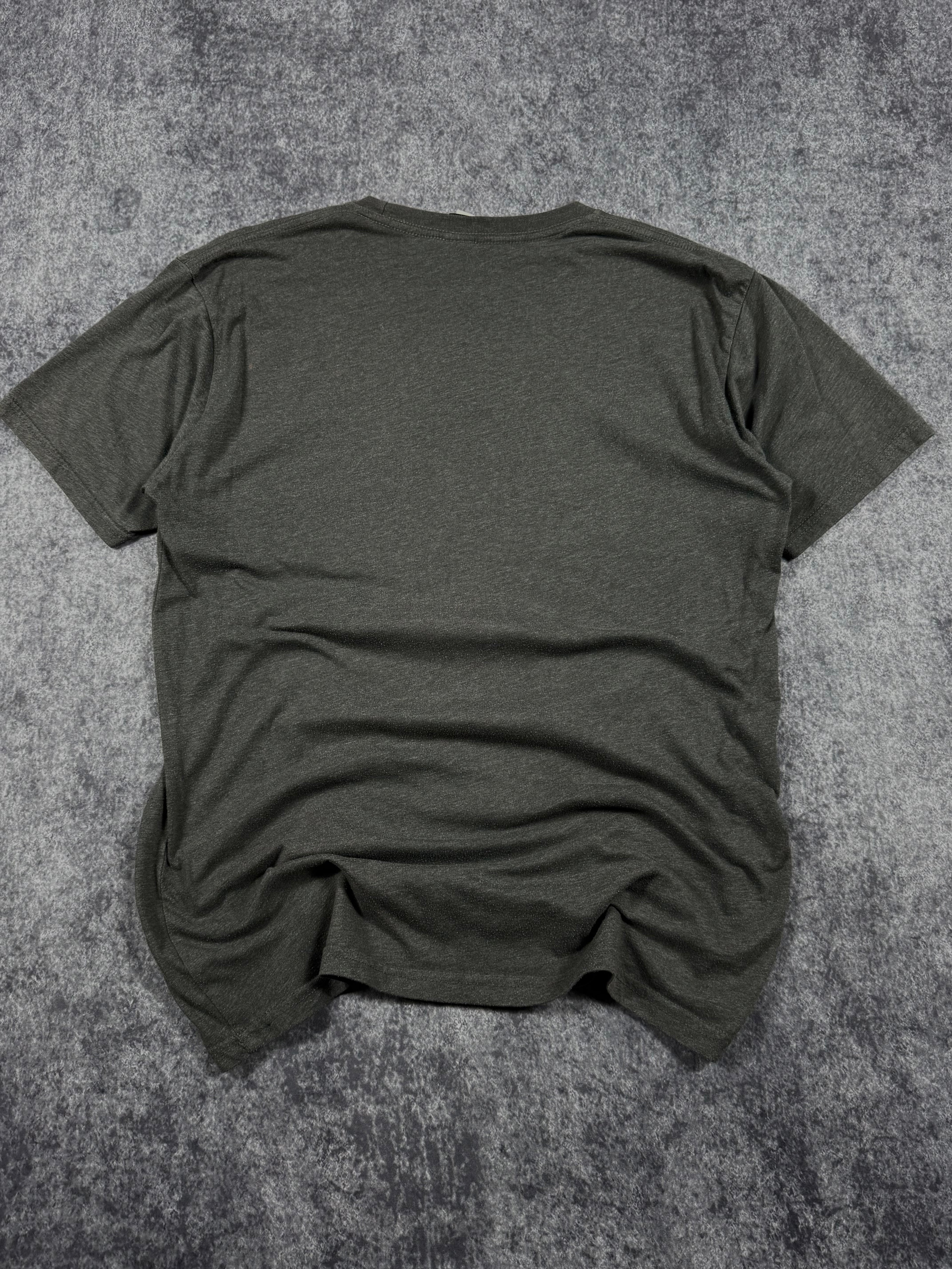 2000s winged shirt (M)