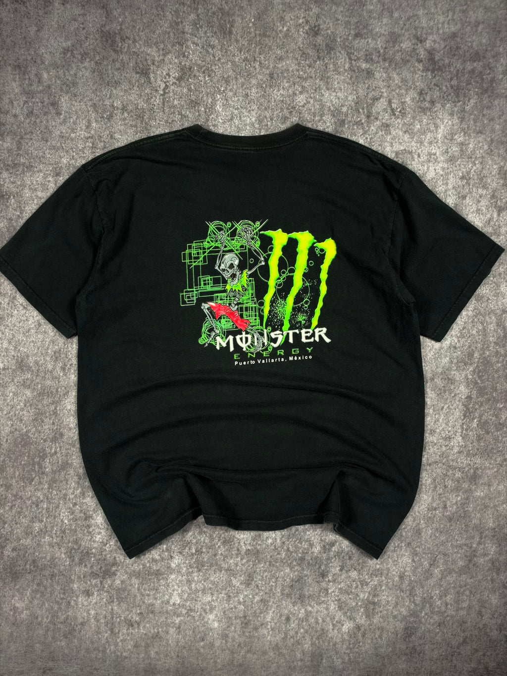 (RARE) 2000s MONSTER ENERGY SHIRT (XL)