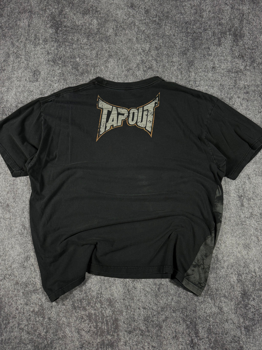 (rare) 2000s tapout signature series shirt (XXL)