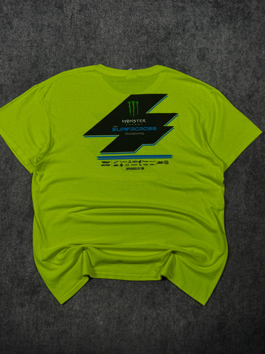 2000s monster energy shirt (L)