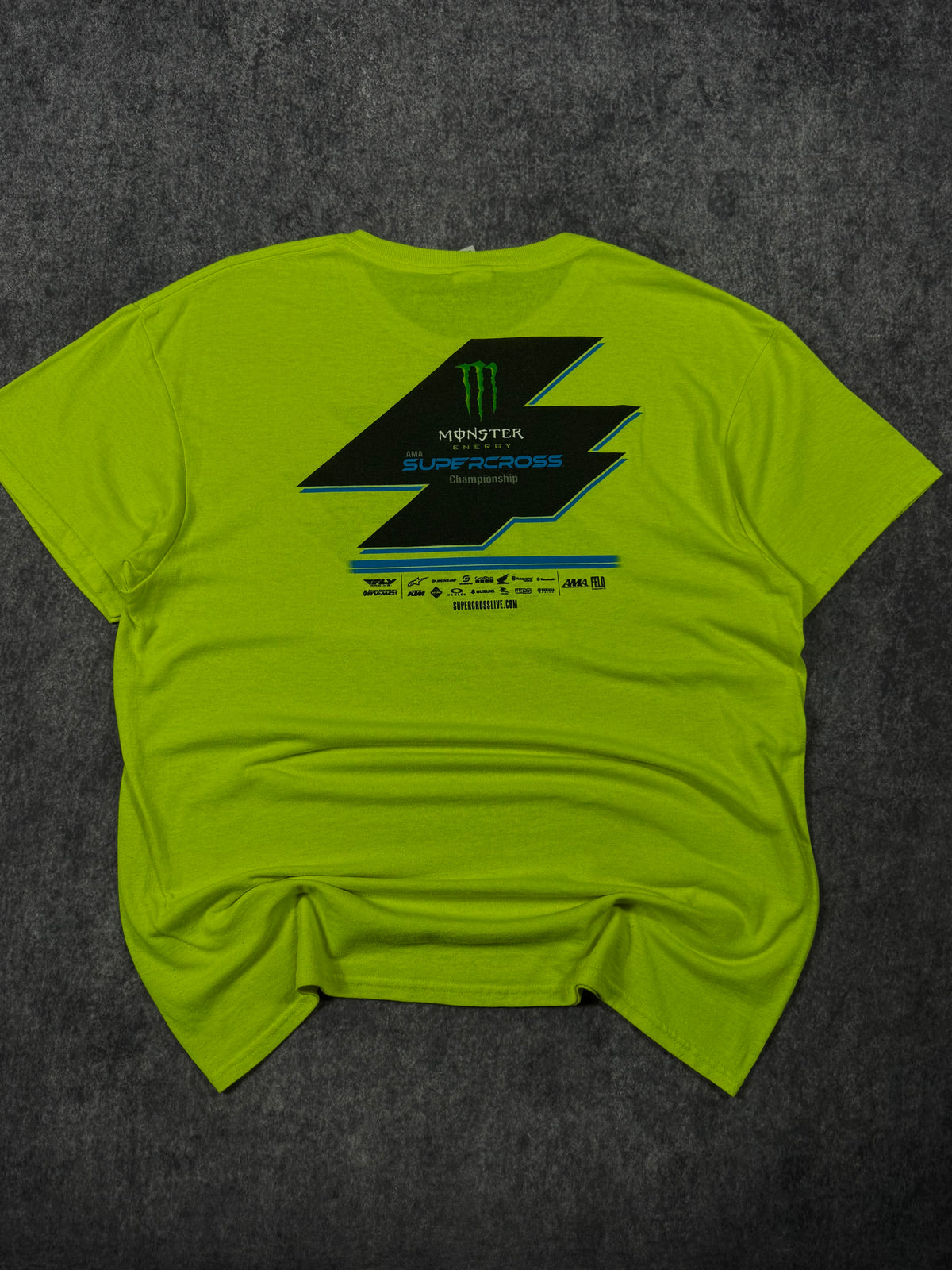 2000s monster energy shirt (L)