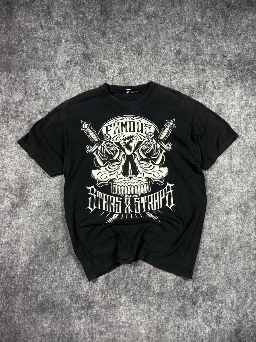 (RARE) 2000S FAMOUS STARS & STRAPS SHIRT (L)