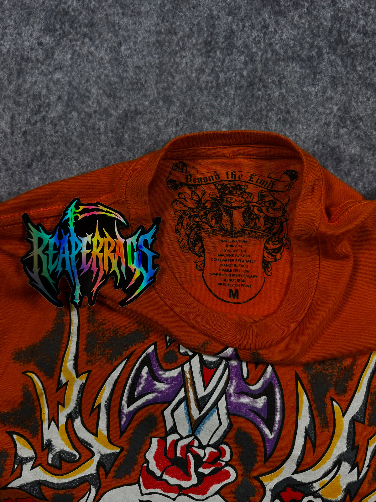 2000s beyond the limit shirt (M)