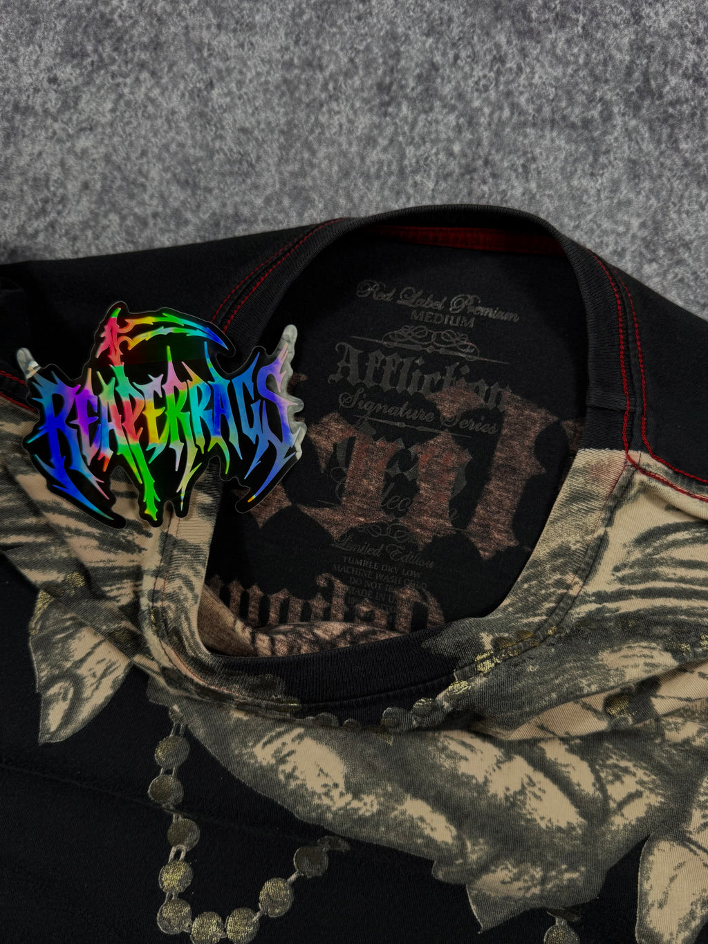 (rare) 2000s affliction x ozzy osbourne chrome shirt (M)