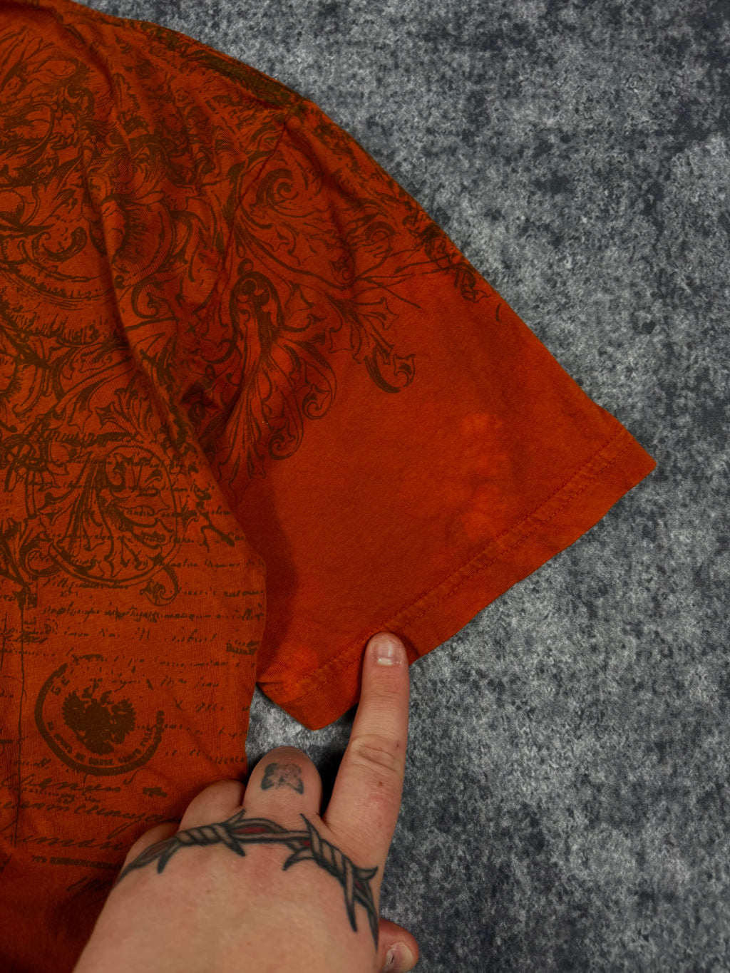 2000s apt 9 shirt (L)