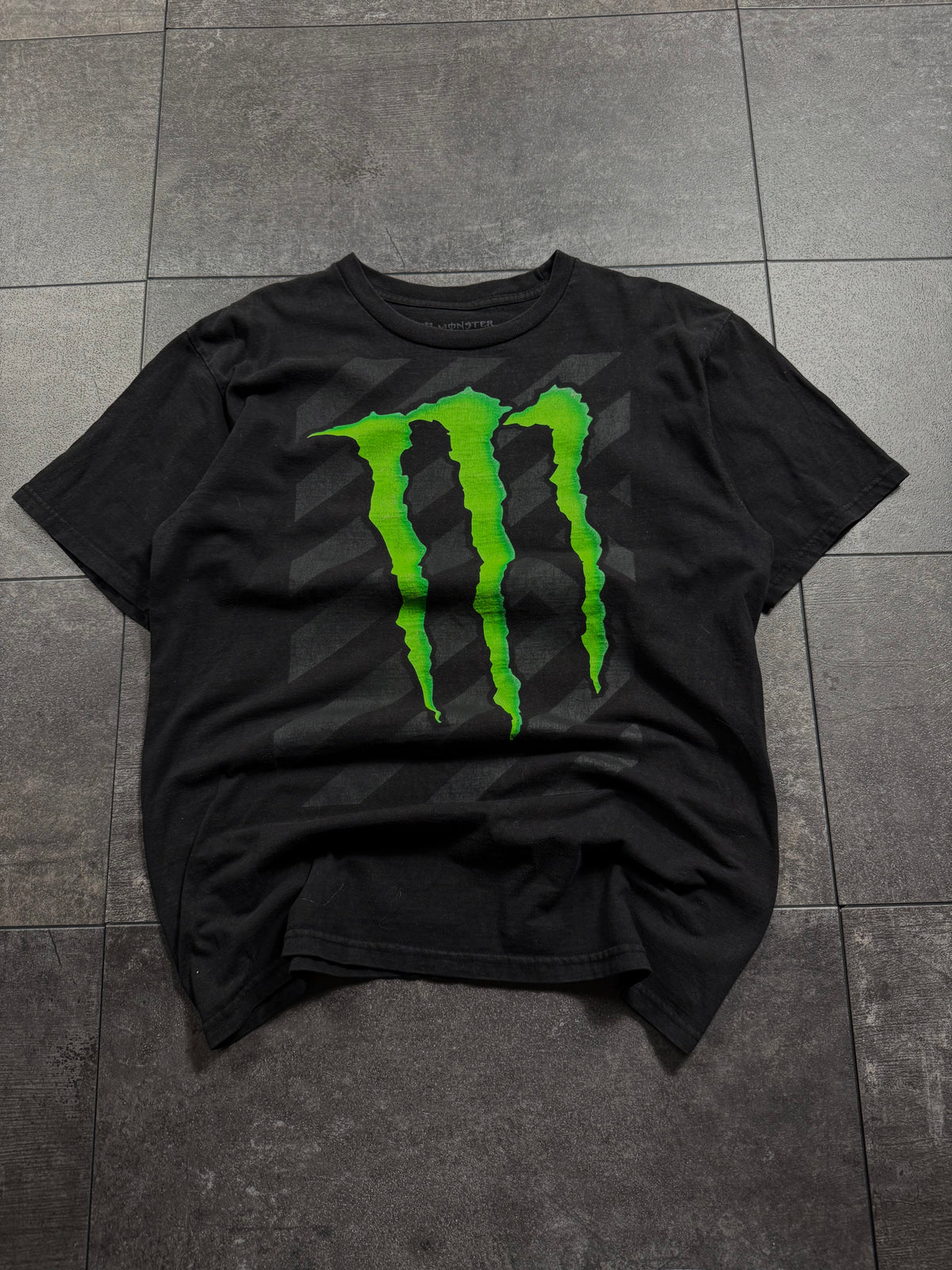 (rare) 2000s monster energy shirt