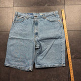 Baggy Levi’s Orange Tab Jorts (40)