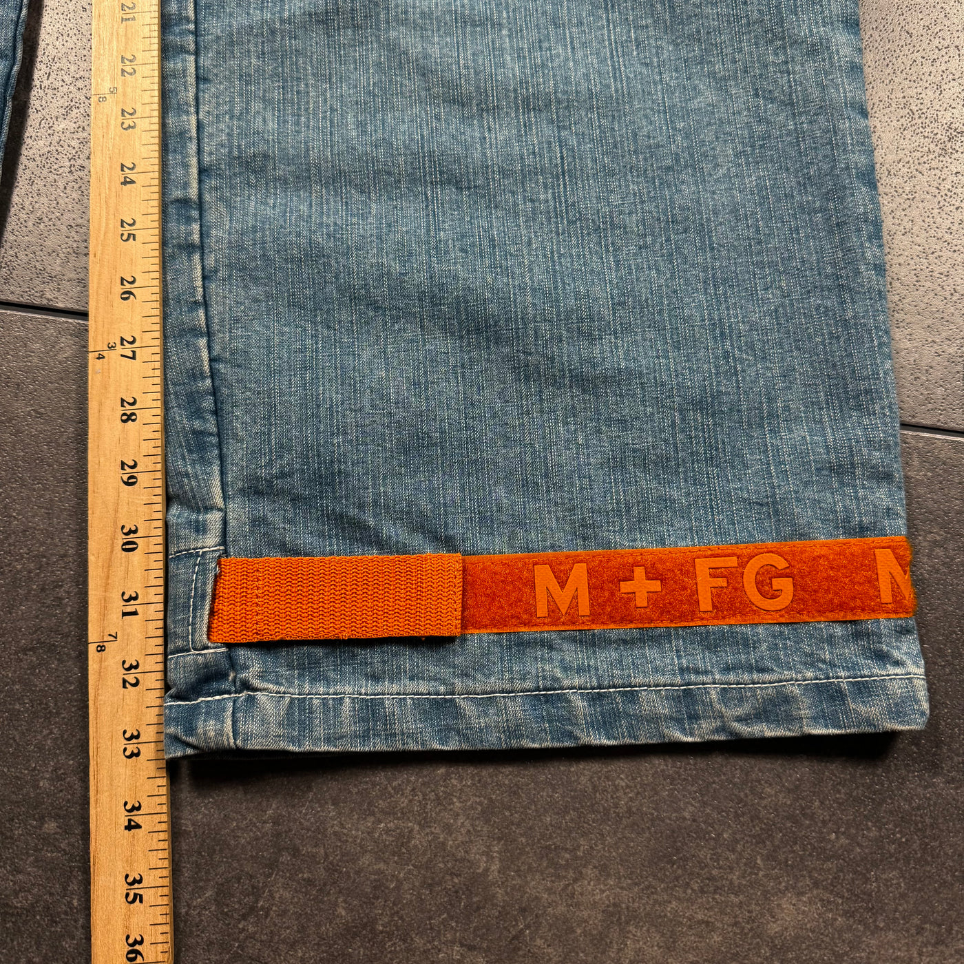 (rare) Deadstock 2000s Girbaud Jeans (36x33)