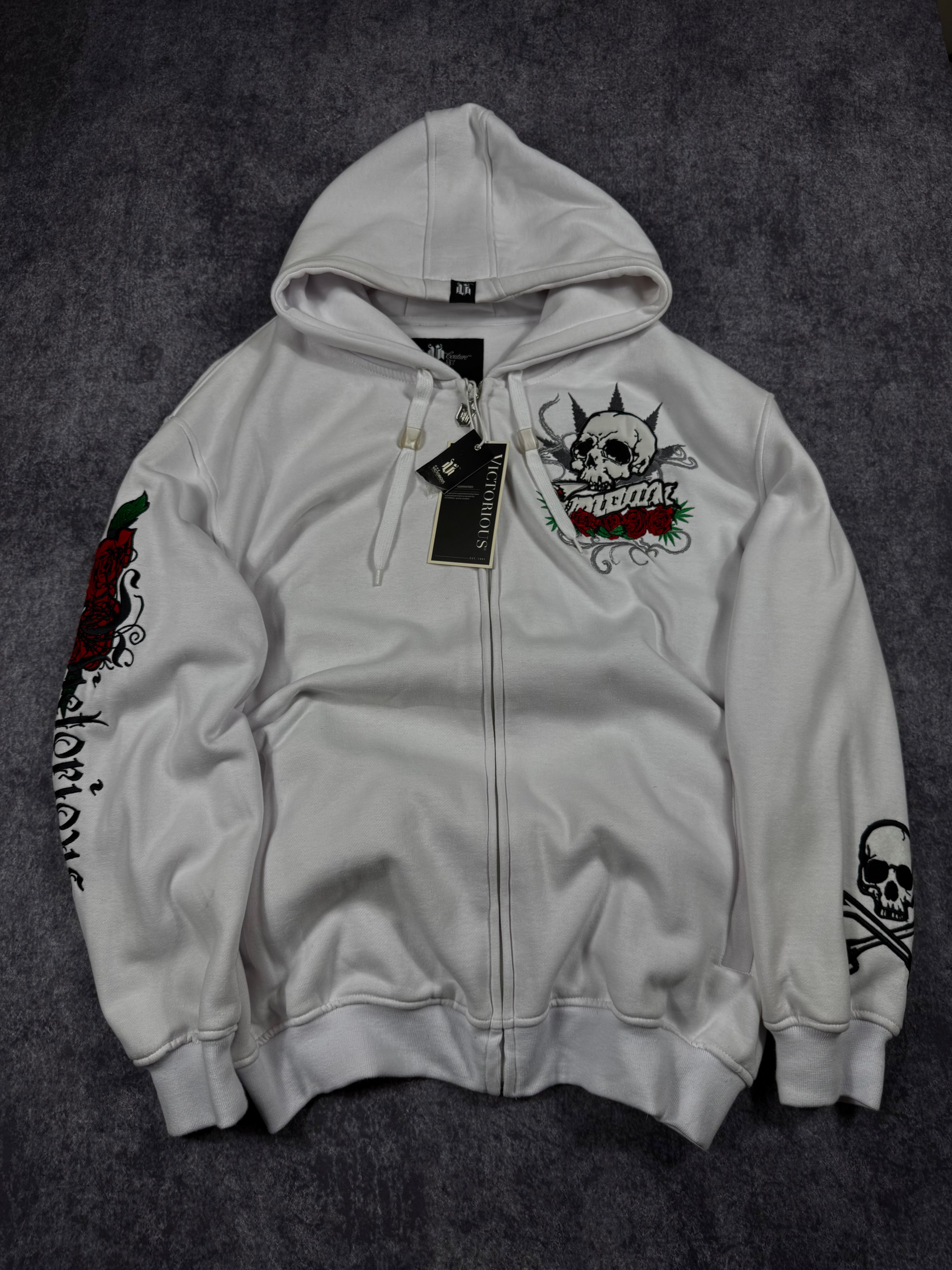 (rare) deadstock 2000s victorious hoodie (XL)