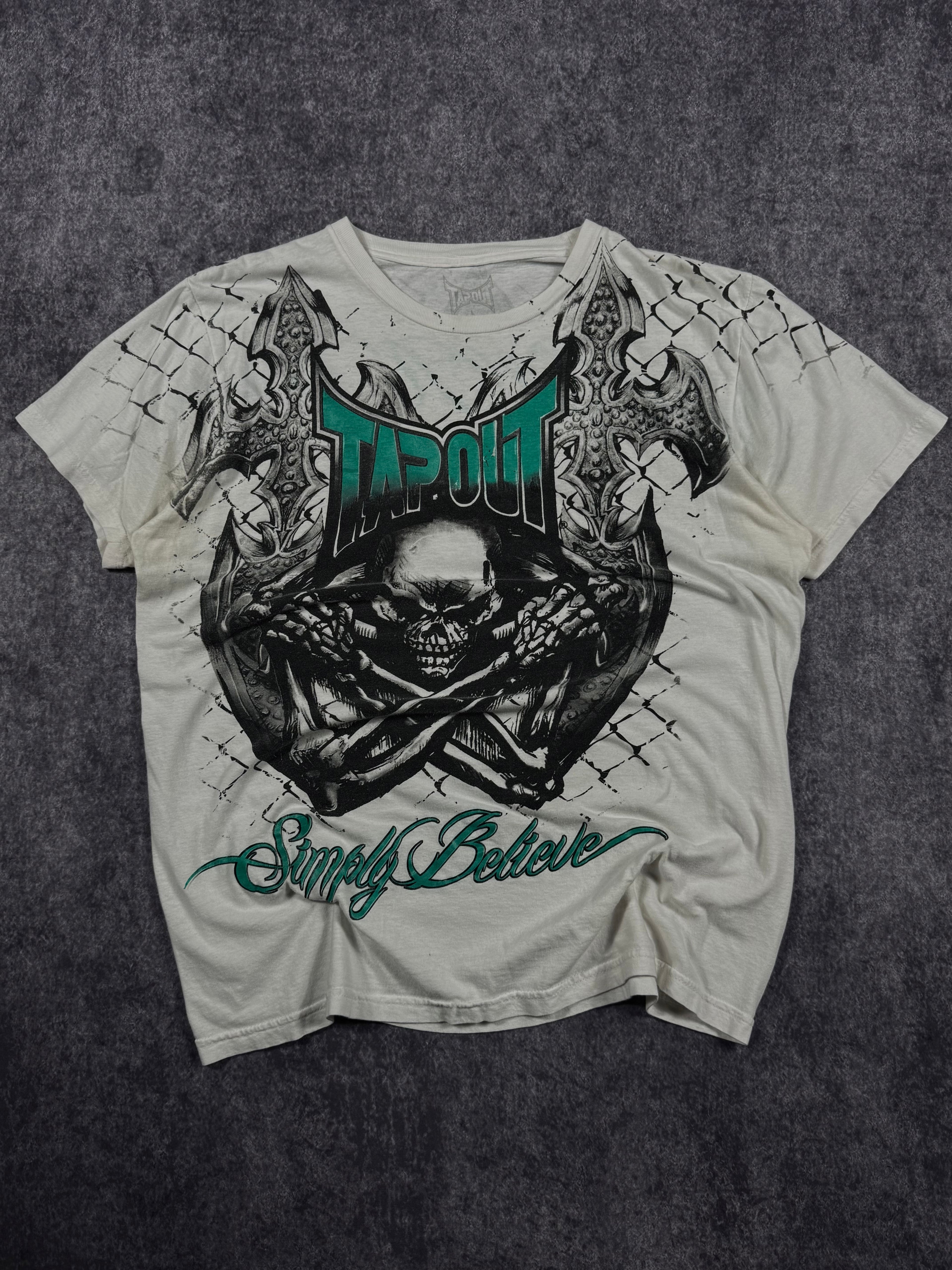 (rare) 2000s tapout shirt (L)