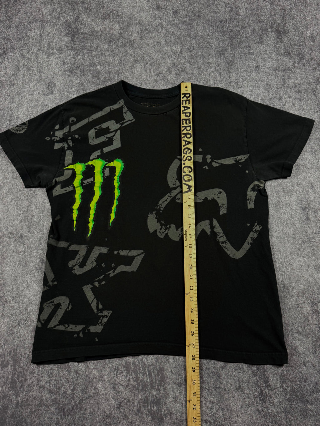 (rare) 2000s monster energy x fox racing shirt (L)