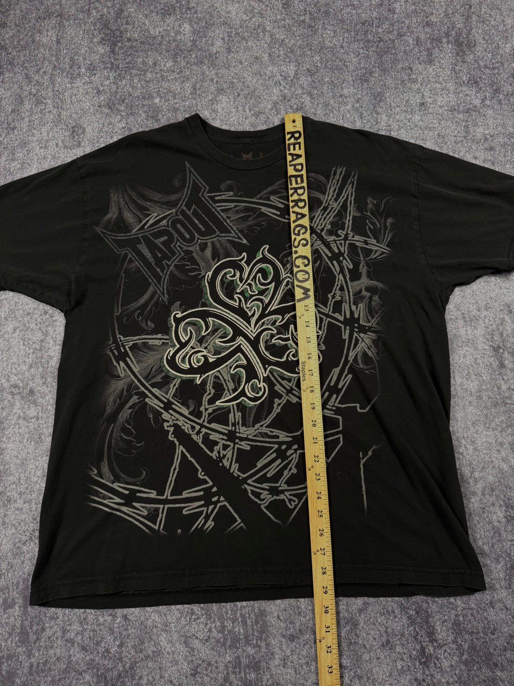 (rare) 2000s tapout signature series shirt (XL)