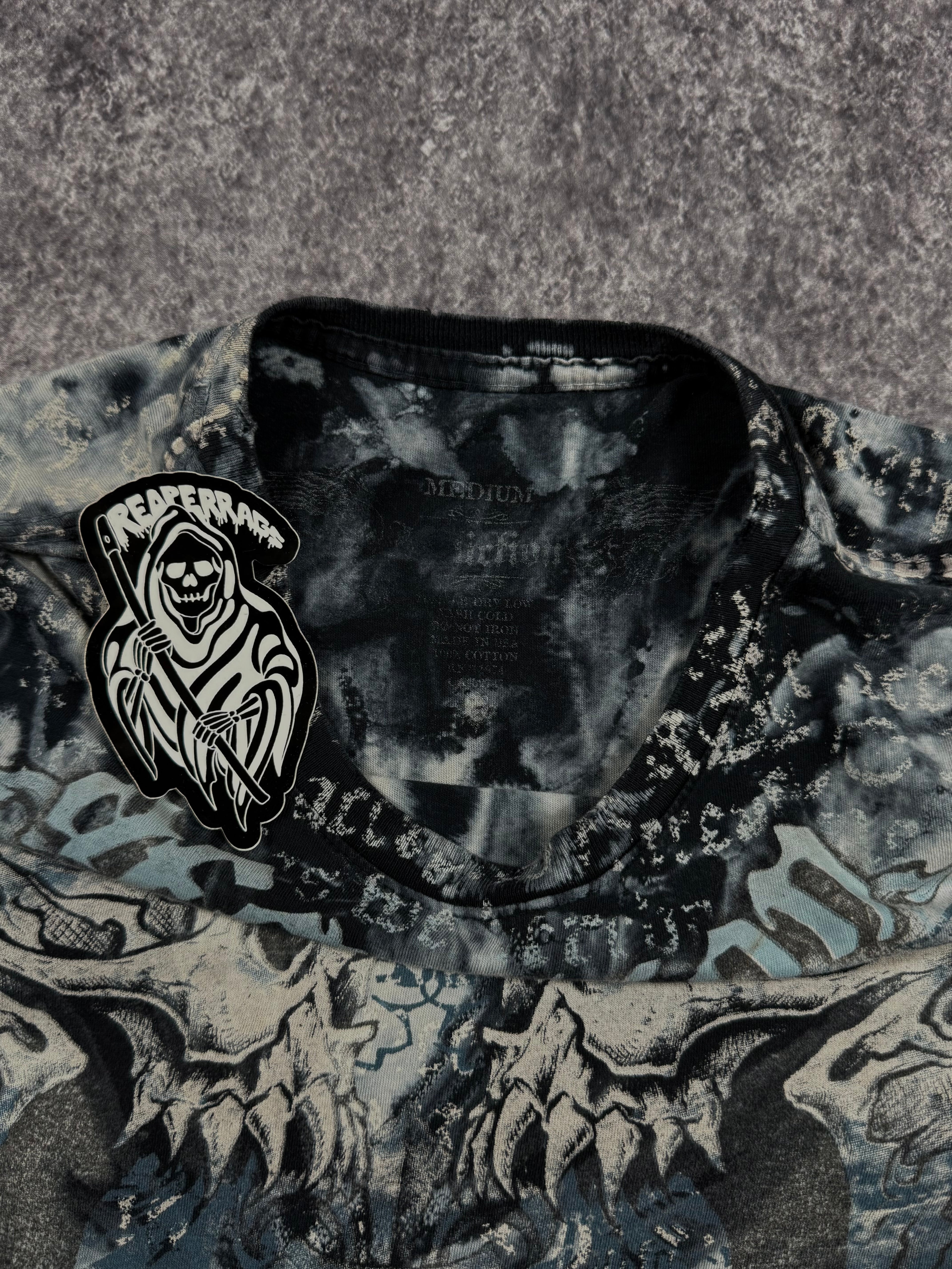 (rare) 2000s affliction shirt (M)