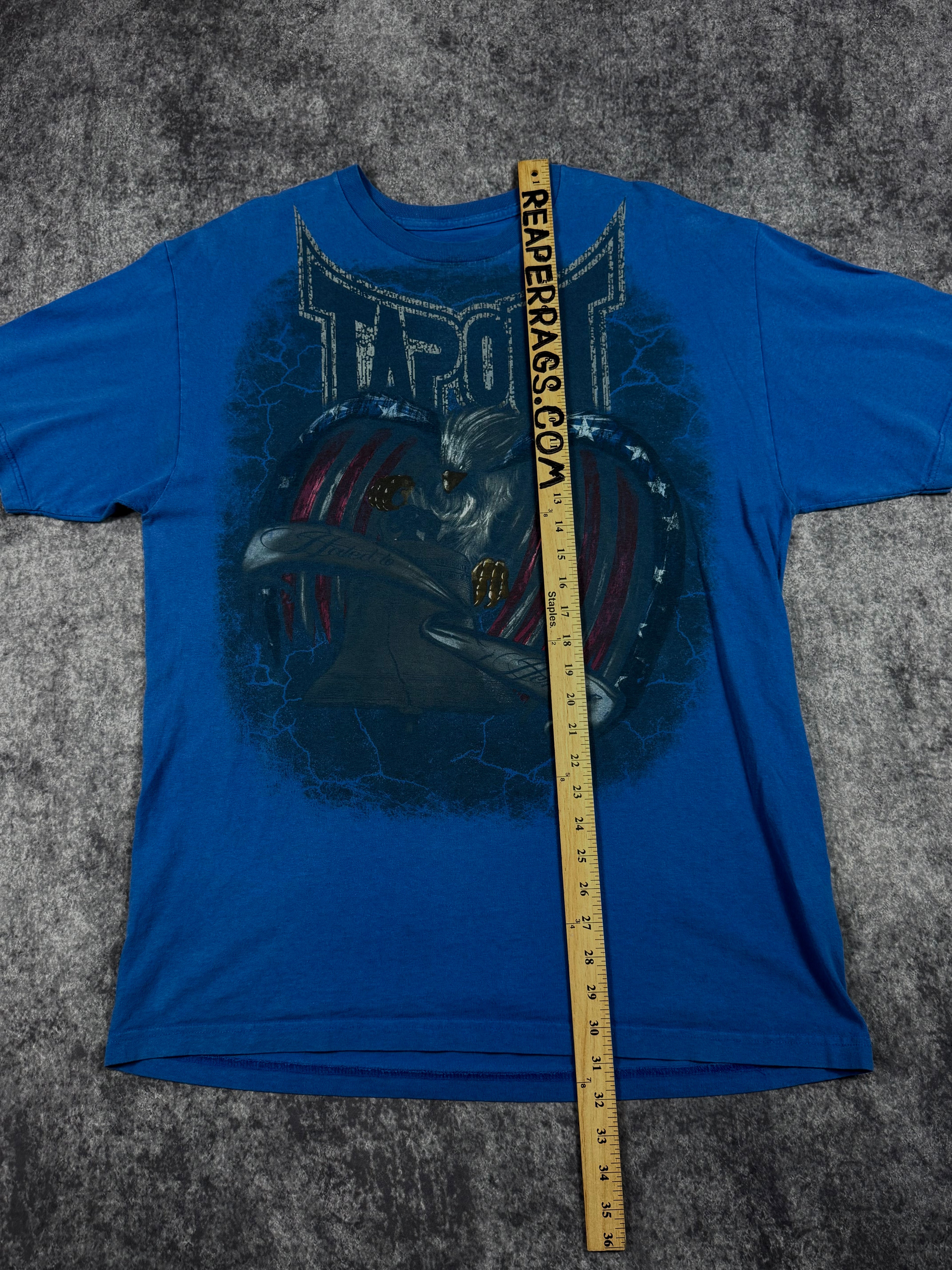 2000s tapout shirt (L)