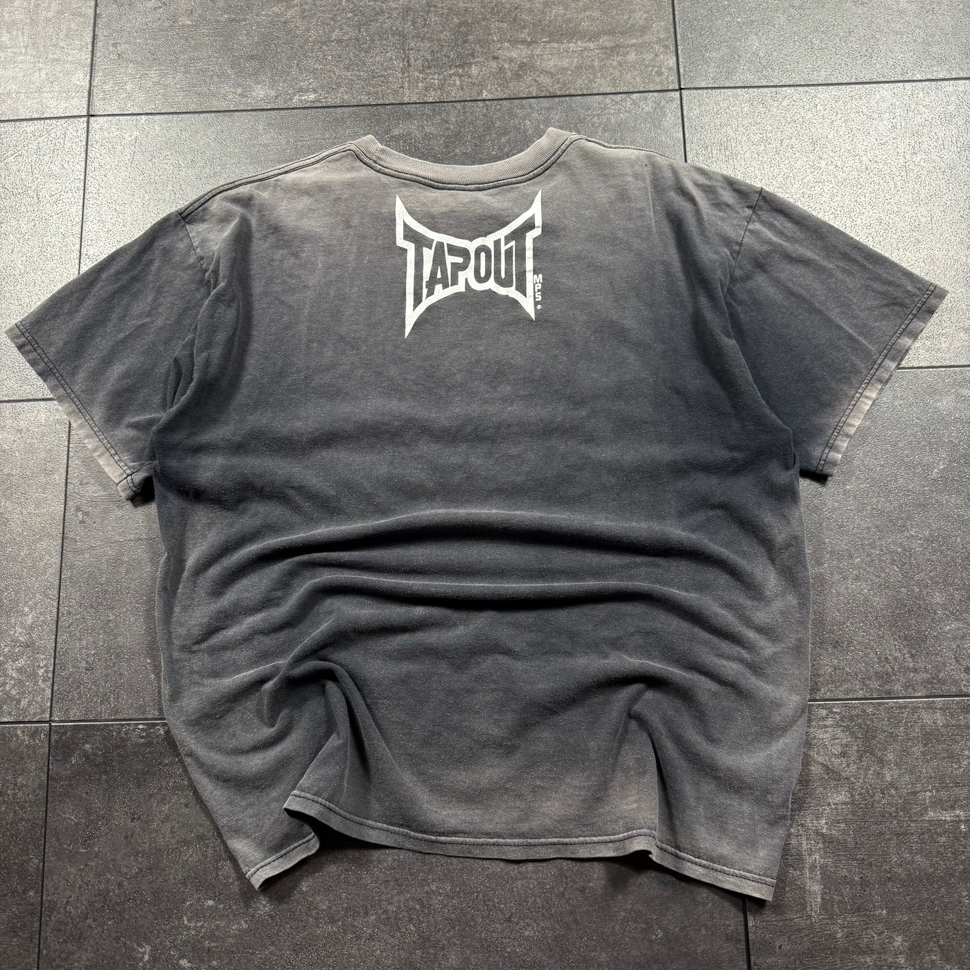 2000s Tapout Shirt (XL)