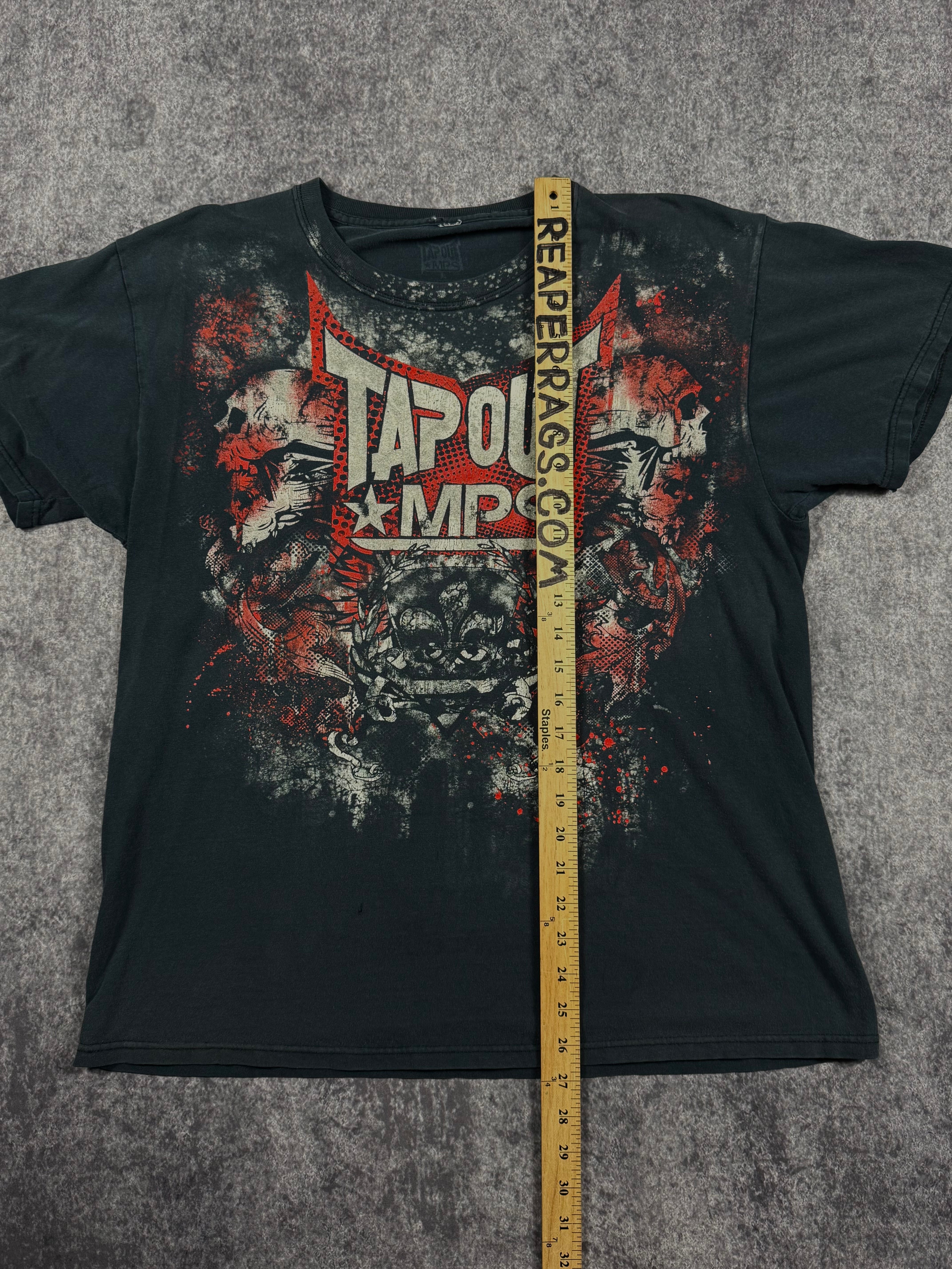 (rare) 2000s tapout shirt (L)
