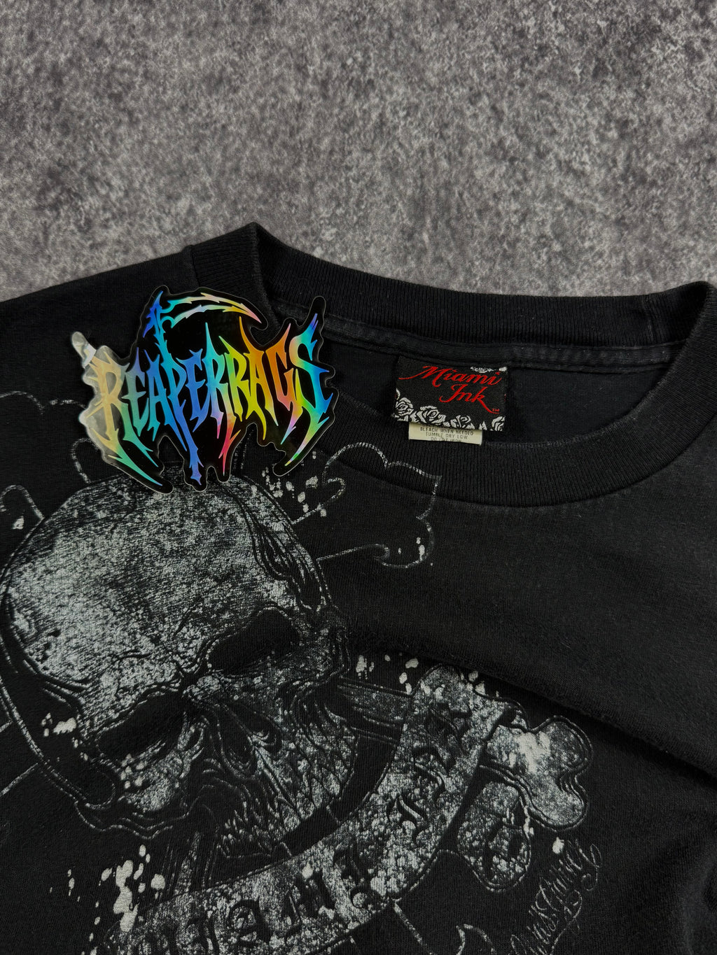(rare) 2000s miami ink shirt (L)