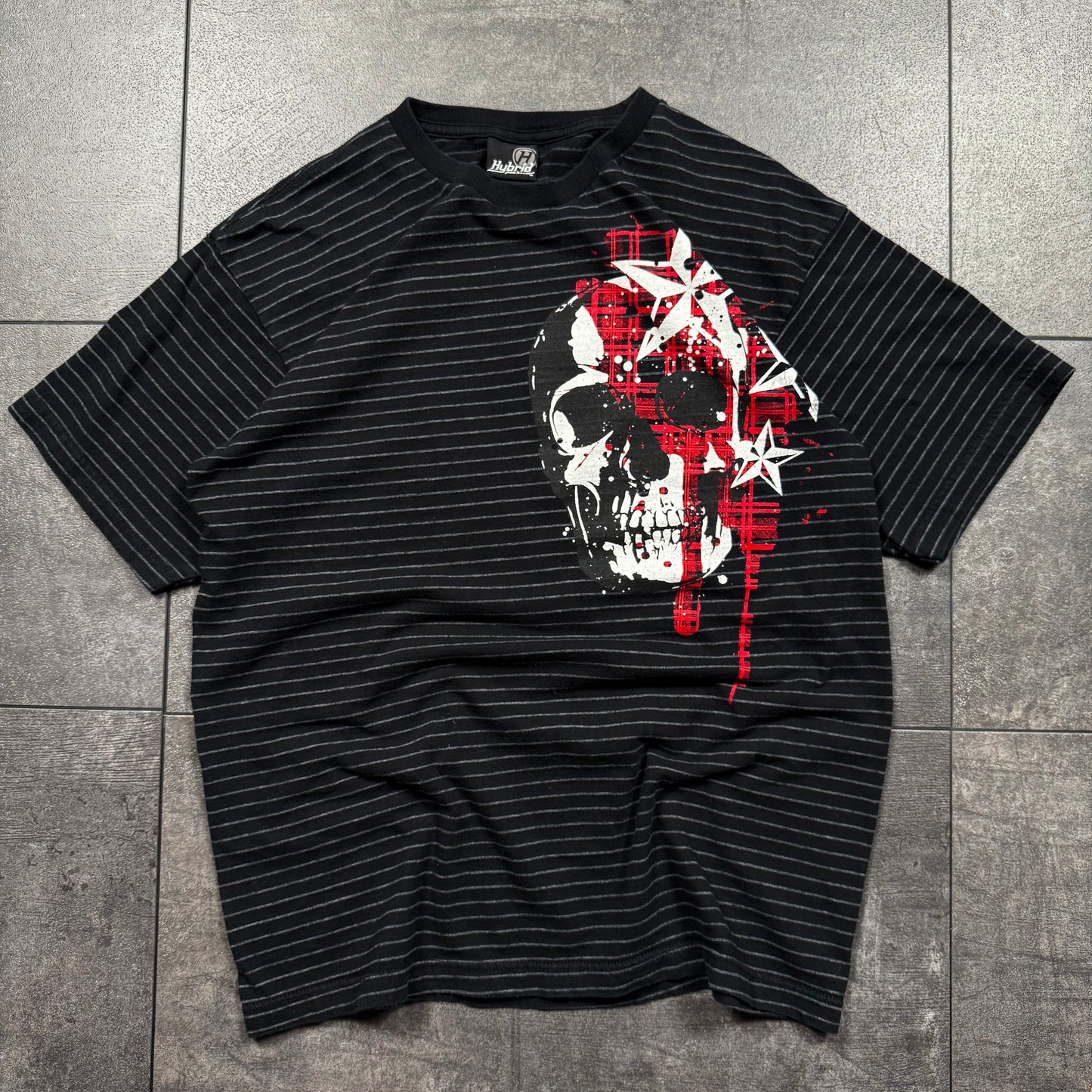 Y2K Hybrid Skull Tshirt (M)