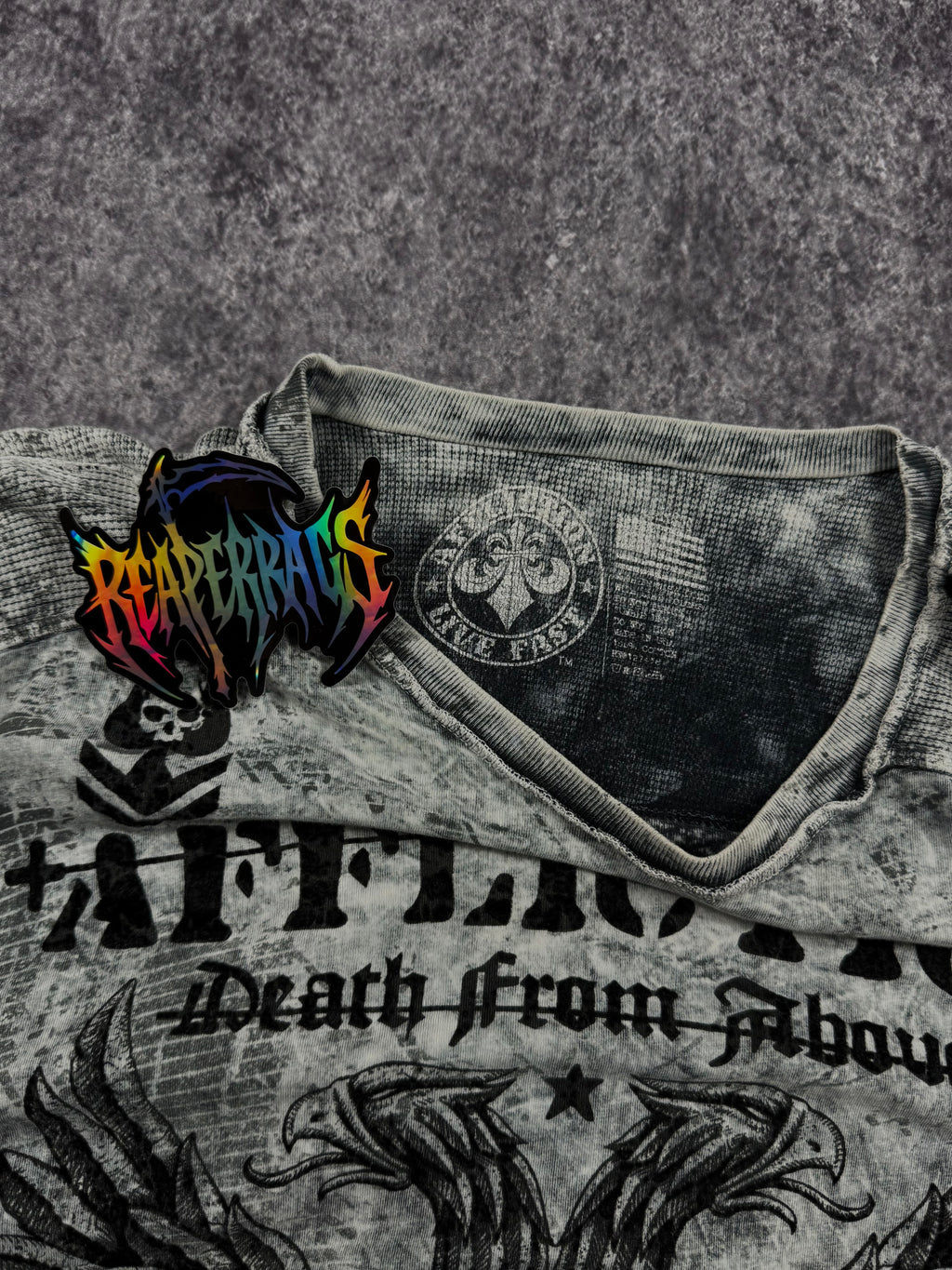 2000s affliction shirt (L)