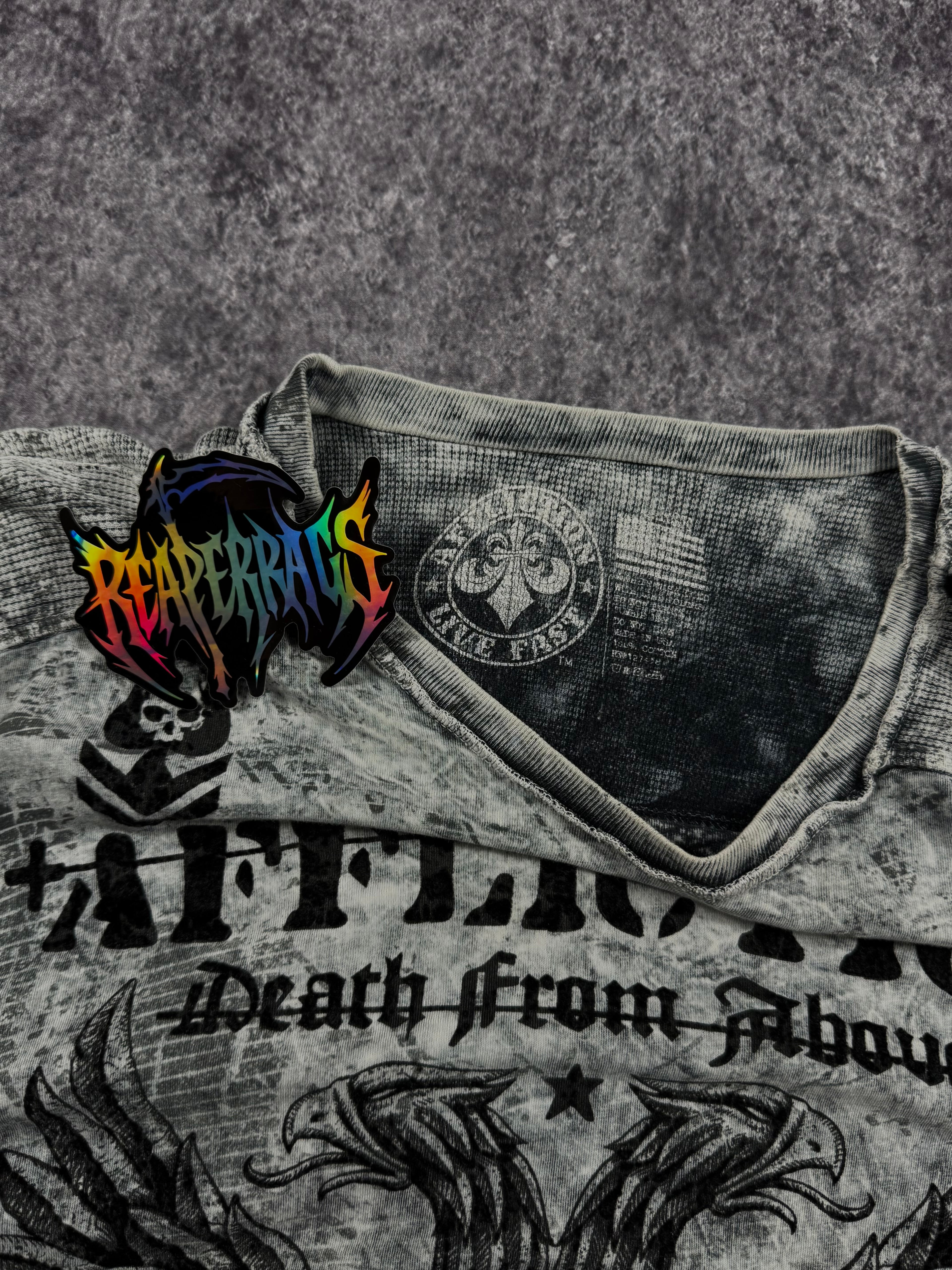 2000s affliction shirt (L)