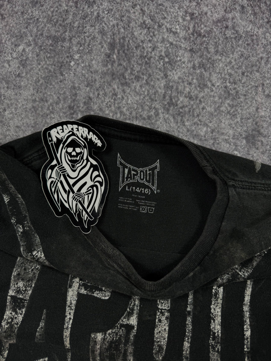 (rare) 2000s tapout shirt (S)