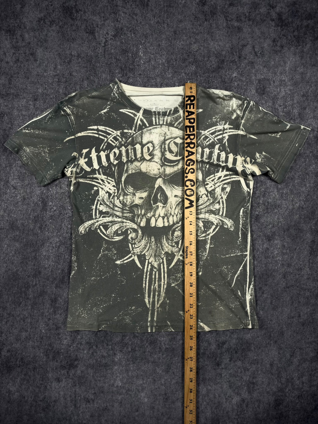 (RARE) 2000s XTREME COUTURE SHIRT (S)