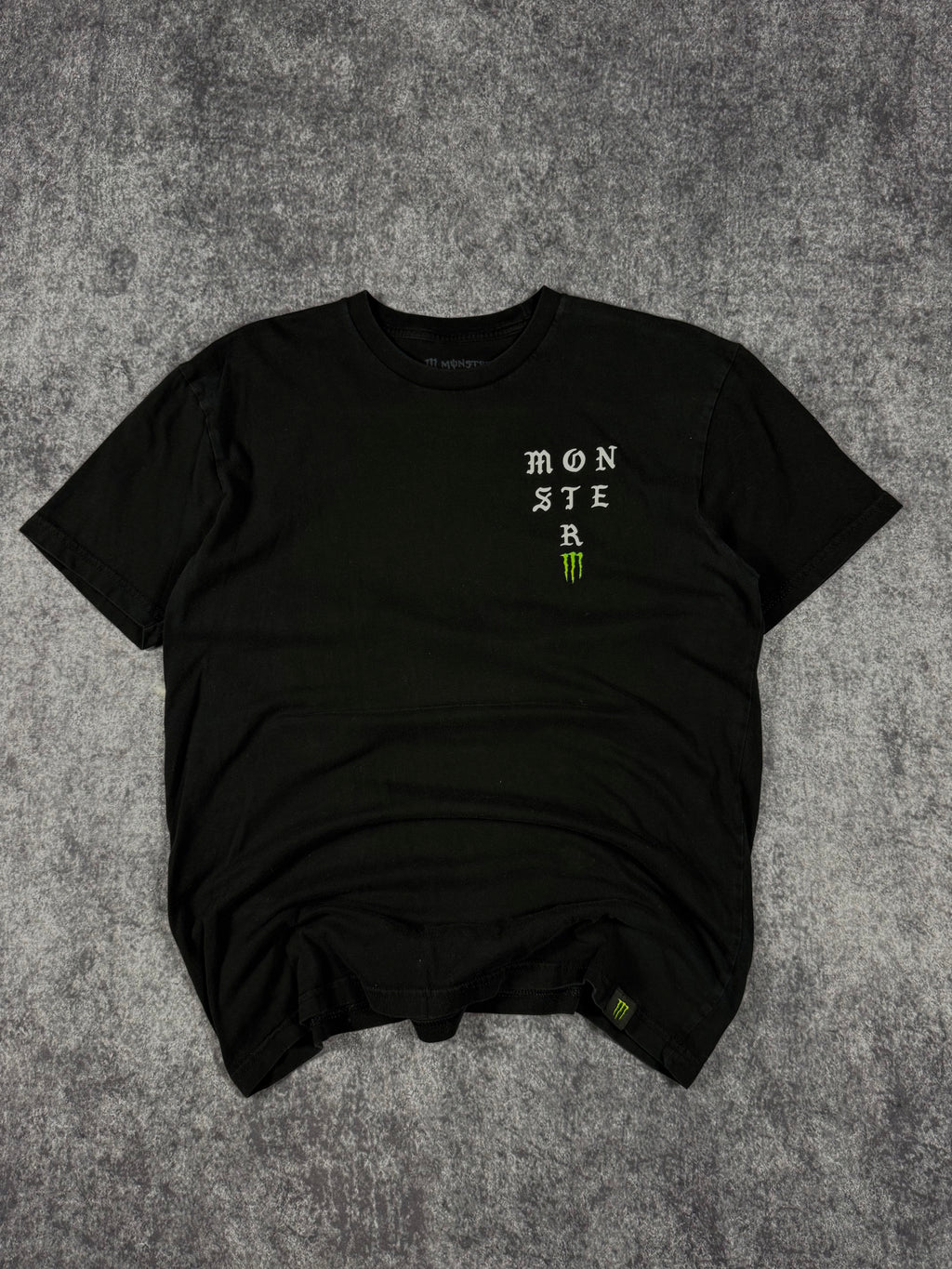 2000s monster energy shirt (S)