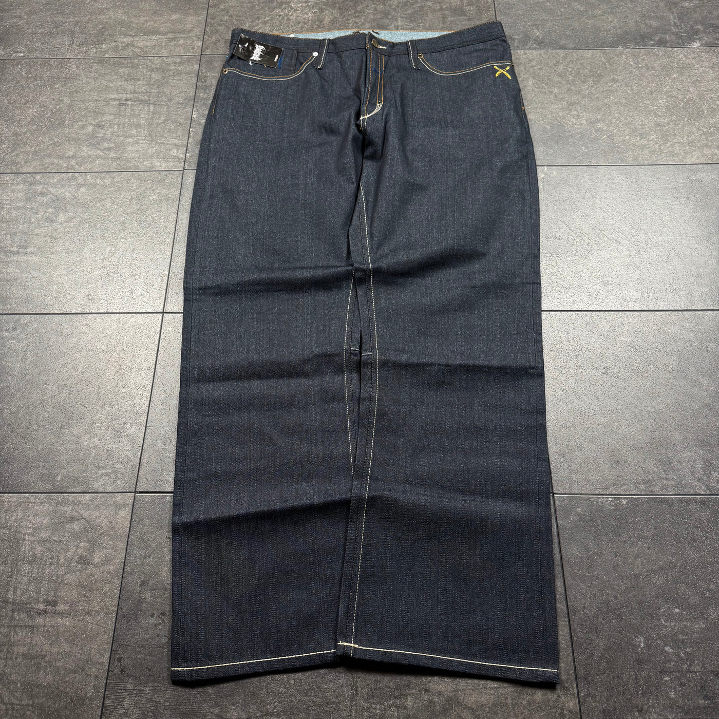 (rare) Deadstock 2000s Artful Dodger Jeans (42x34)