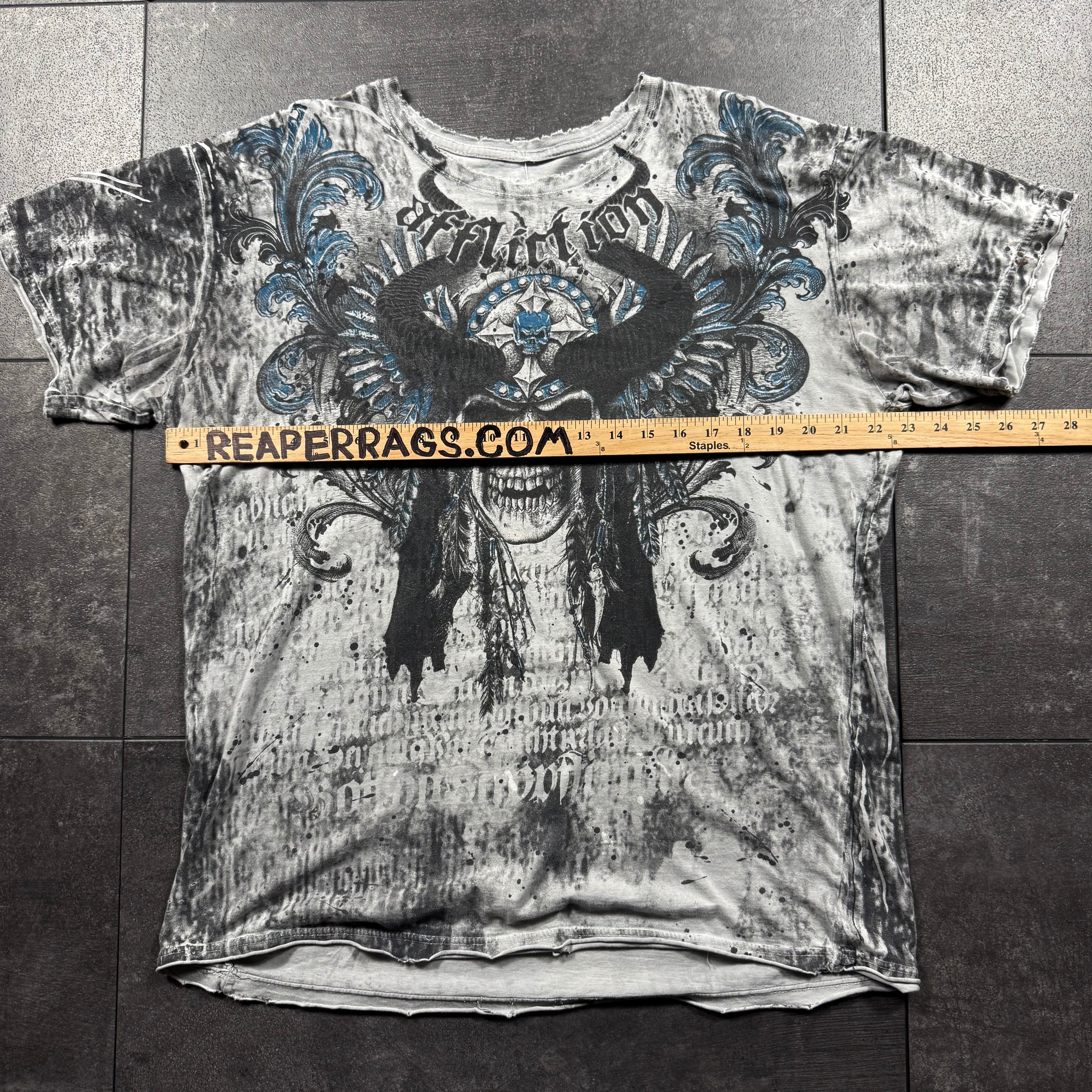 (rare) 2000s Affliction Shirt (XL)