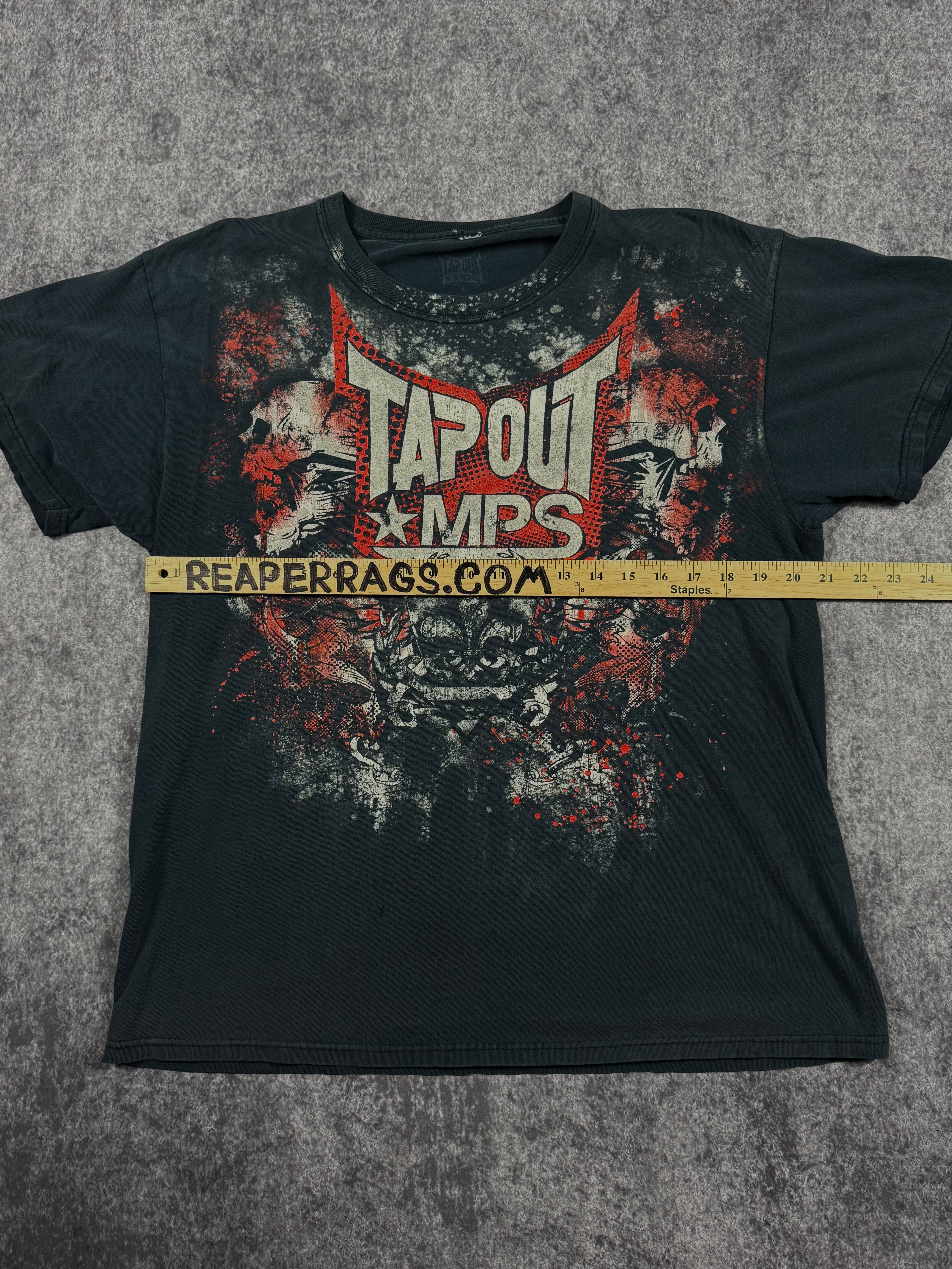 (rare) 2000s tapout shirt (L)