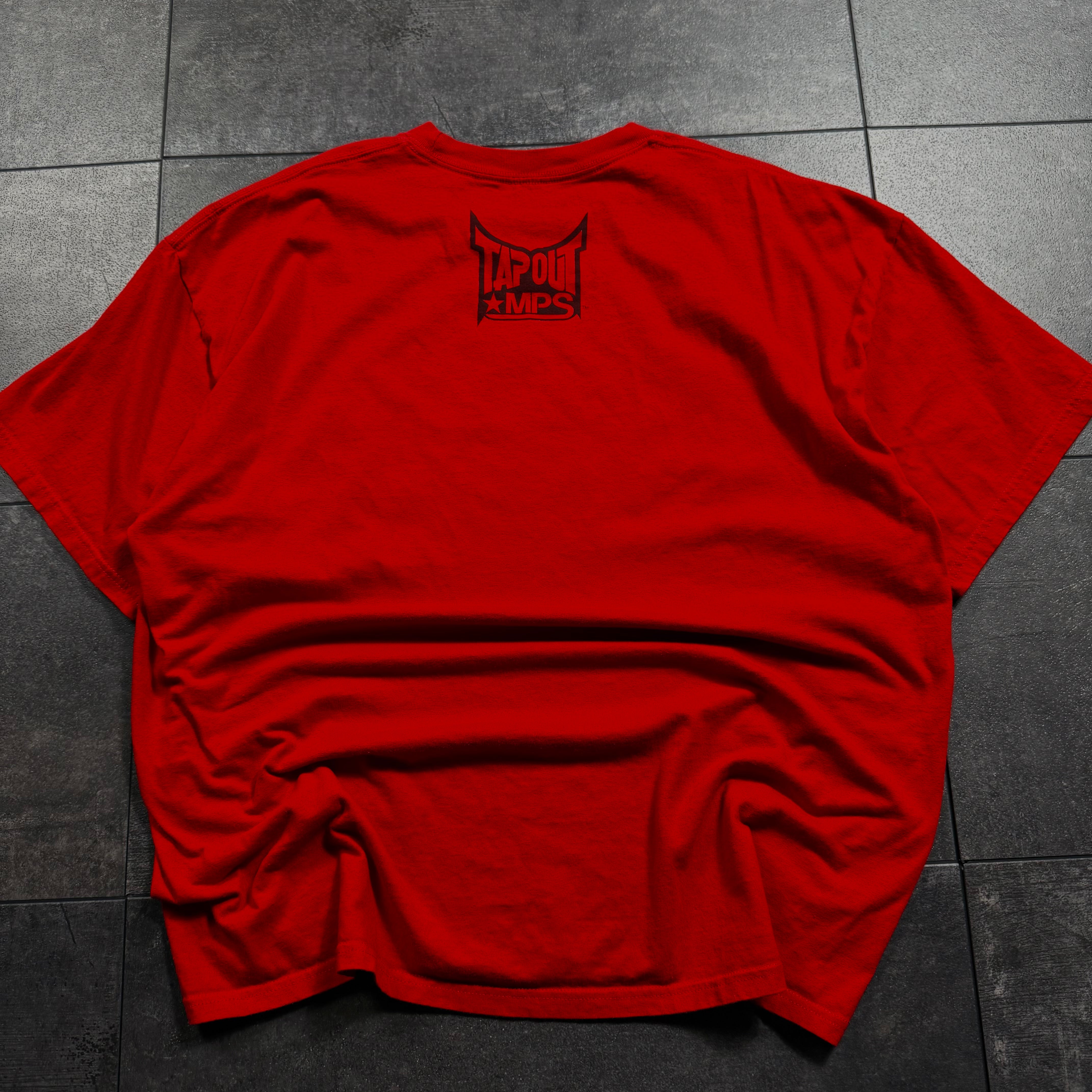 (rare) 2000s tapout shirt (XL)