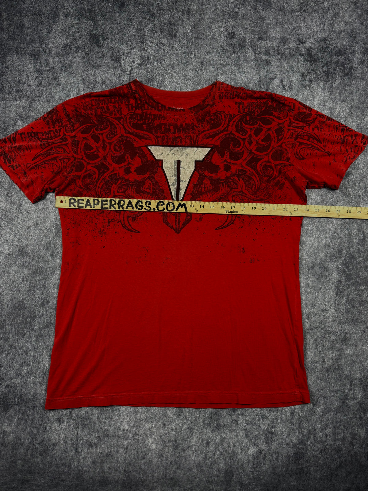 (rare) 2000s throwdown x affliction shirt (XL)