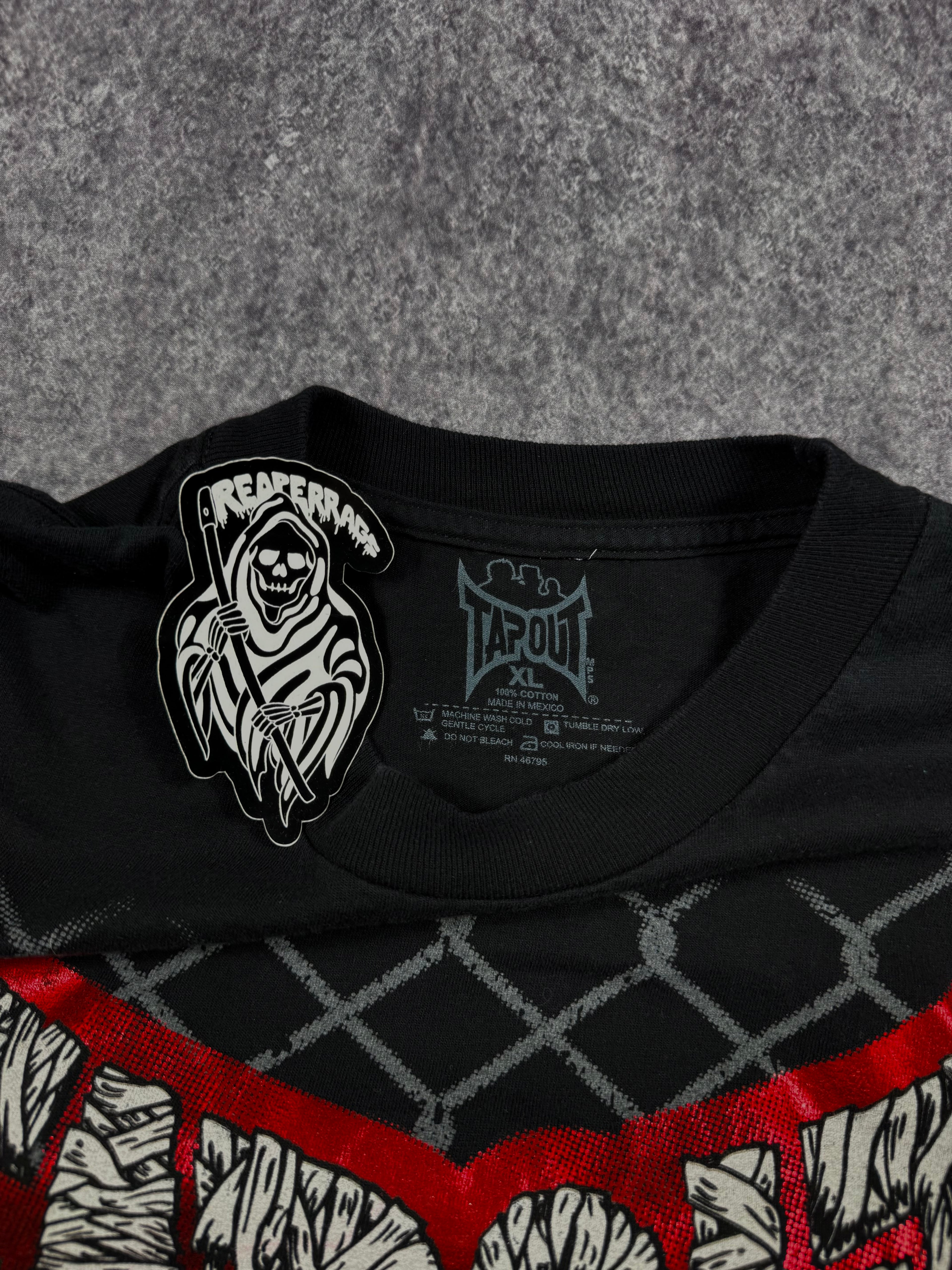 (rare) 2000s tapout shirt (XL)