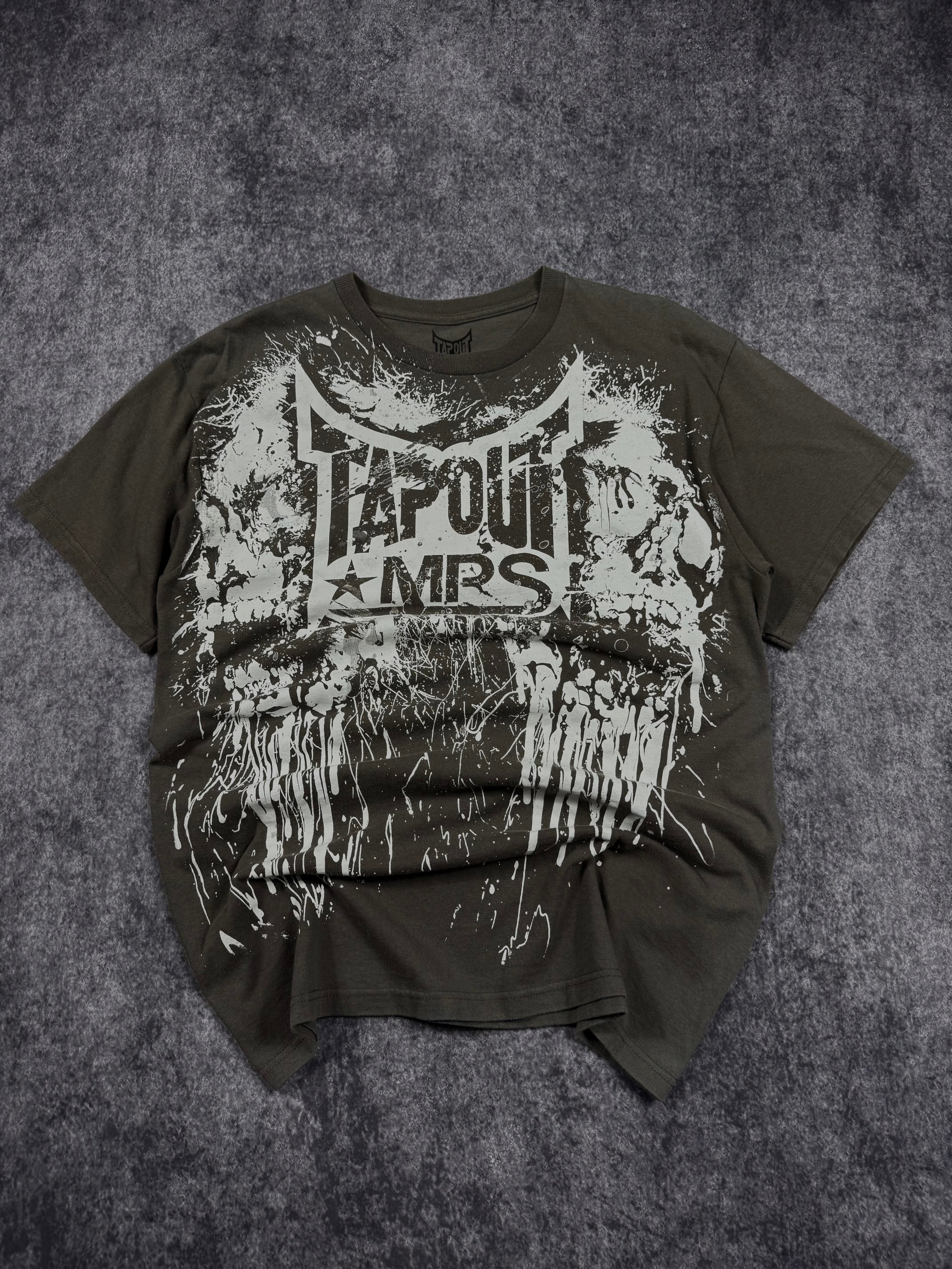 (rare) 2000s tapout shirt (M)