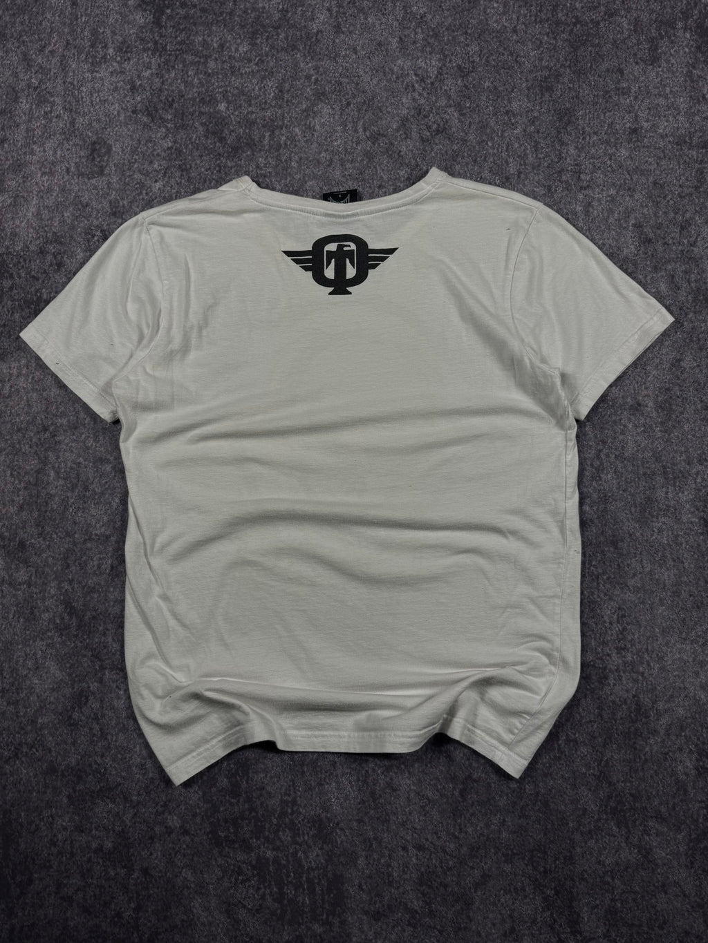 (rare) 2000s tapout shirt (S)