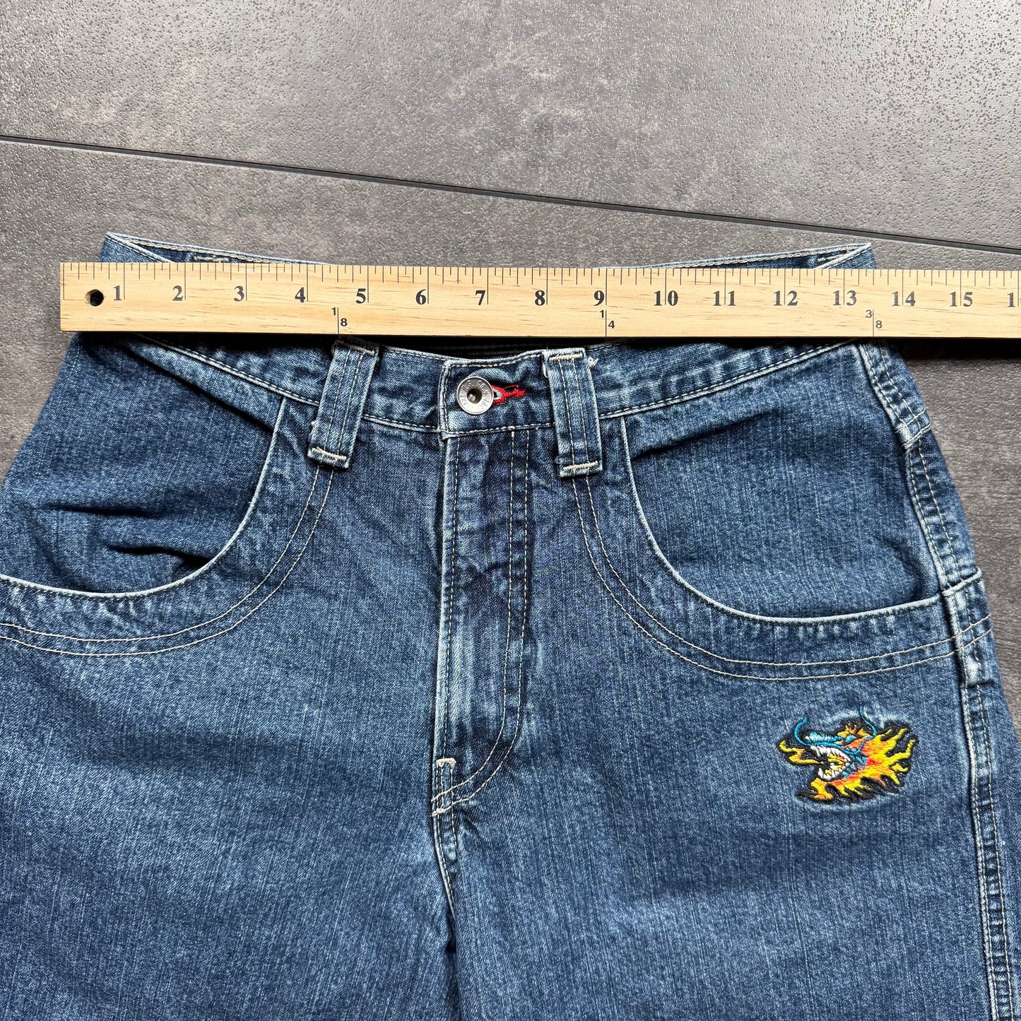 JNCO Dragon Wide Leg Baggy Jorts (27)