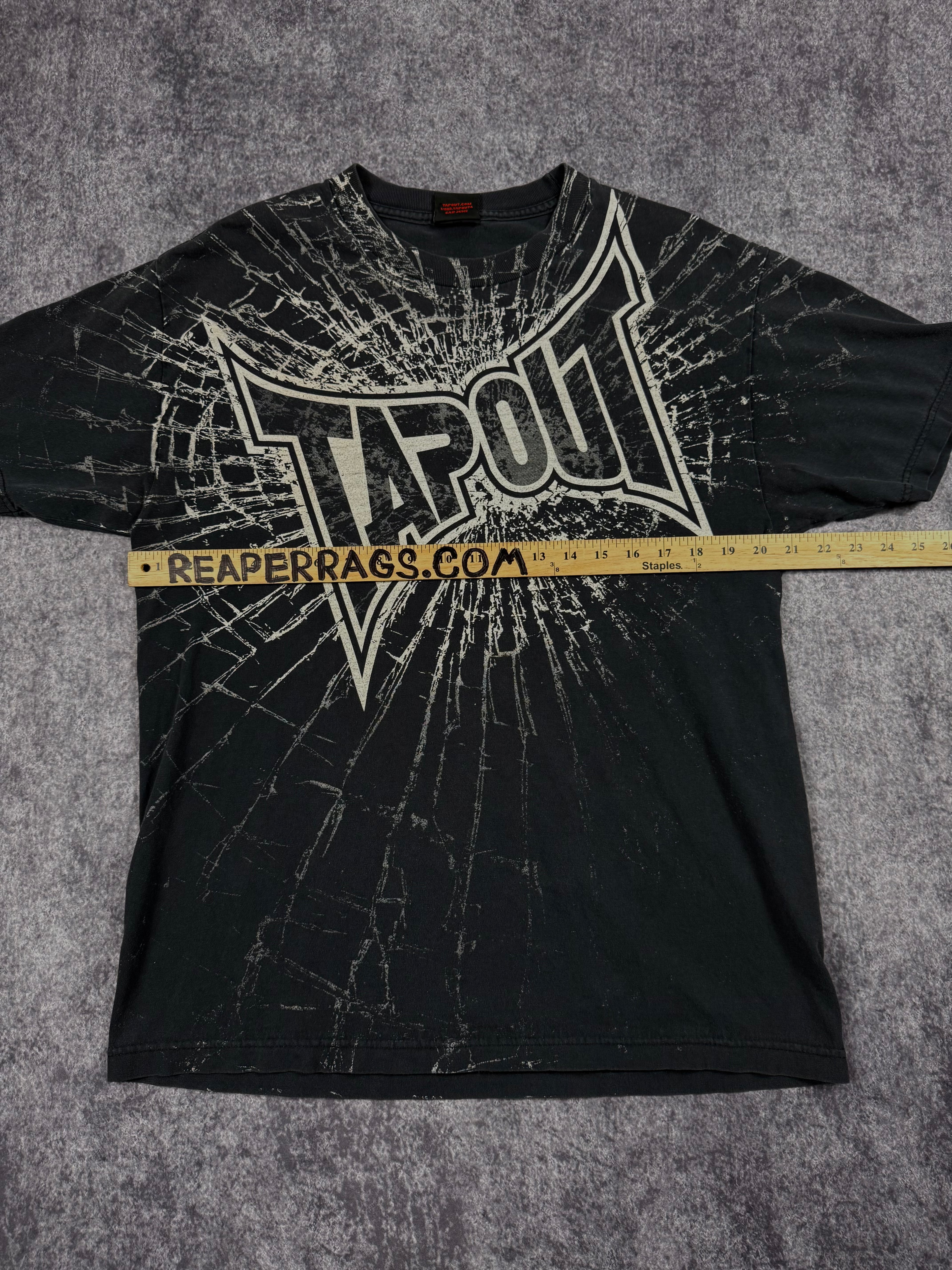 (rare) 2000s tapout shirt (L)