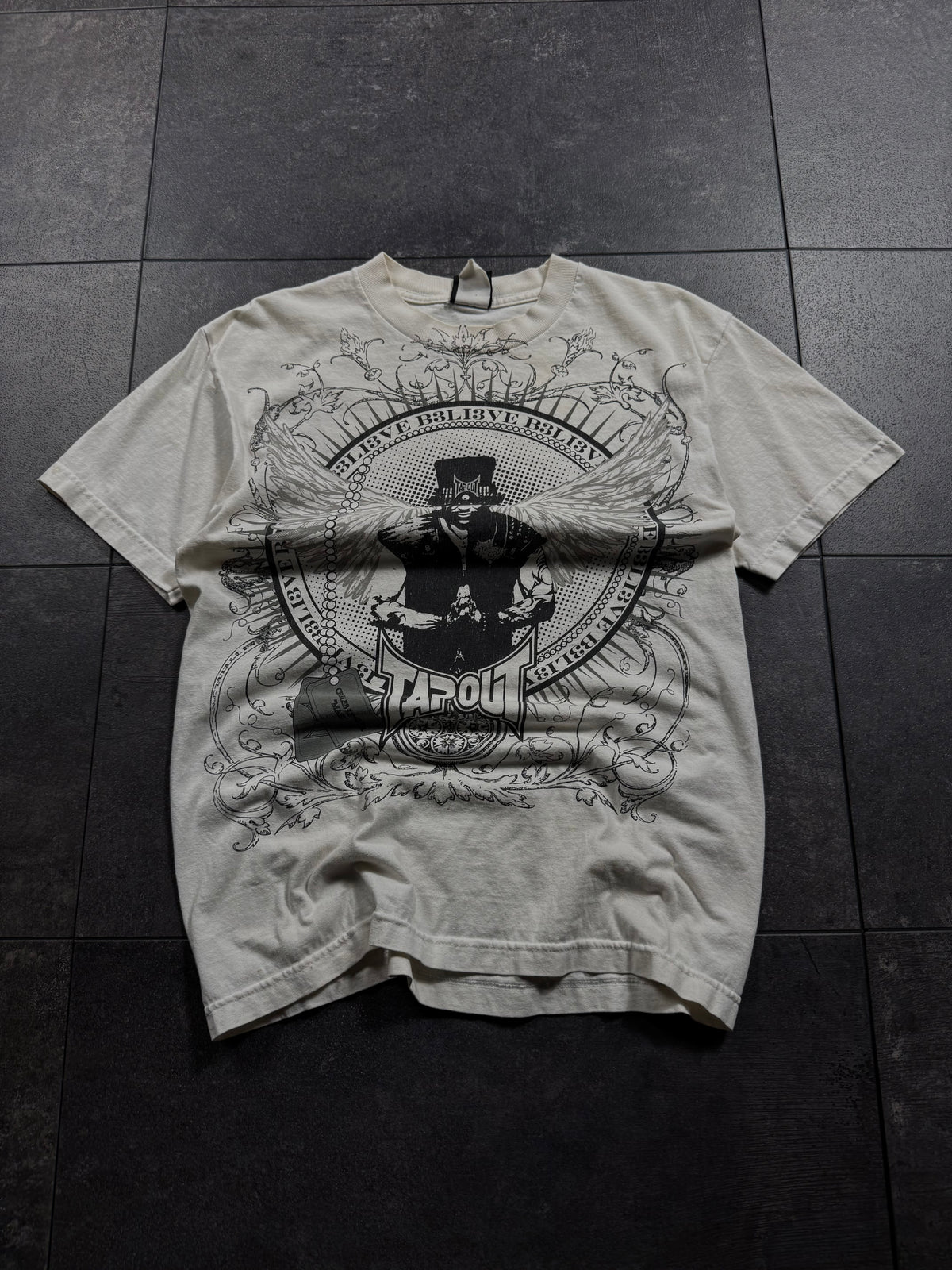 2000s tapout shirt (M)