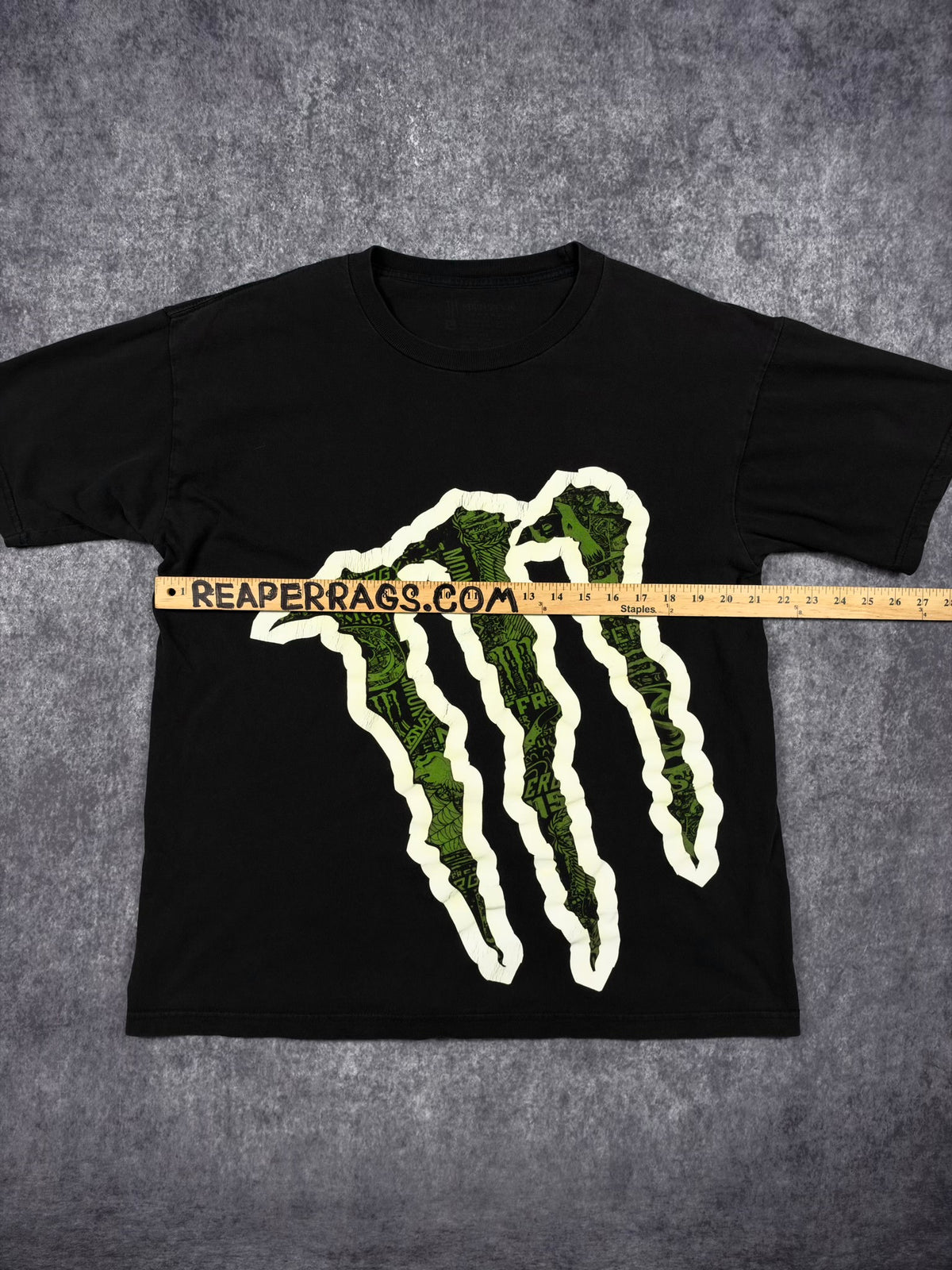 (RARE) 2000s MONSTER ENERGY SHIRT (L)