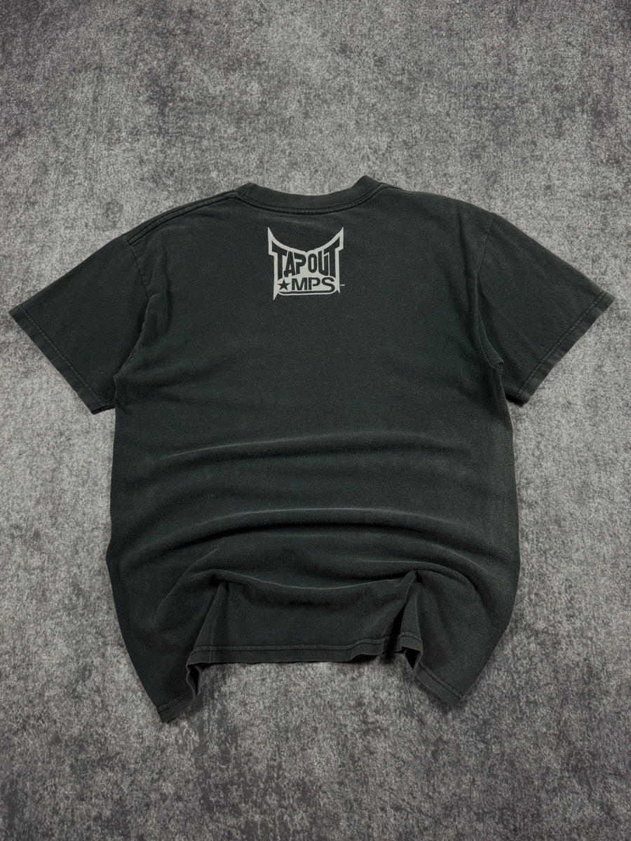 (rare) 2000s tapout shirt (M)