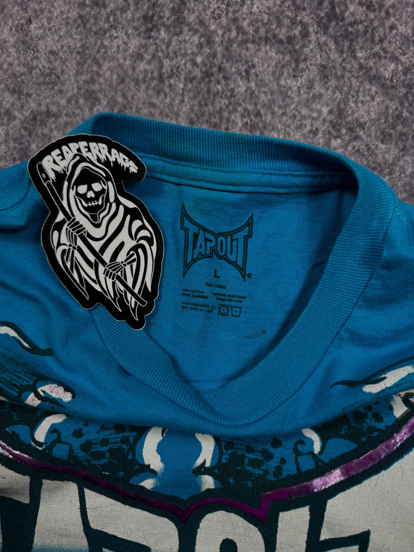 (rare) 2000s tapout shirt (M)
