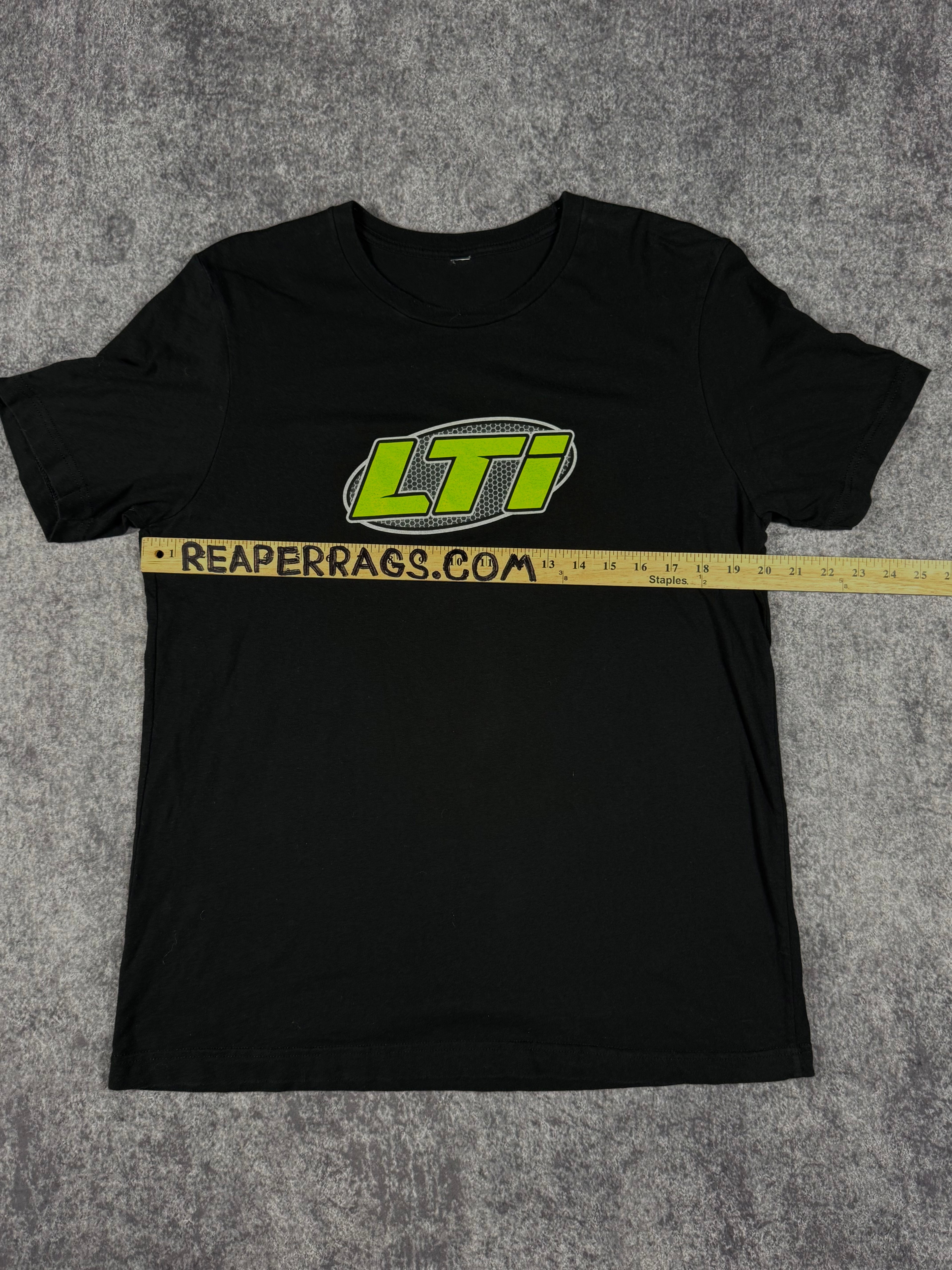 2000s monster energy shirt (M)