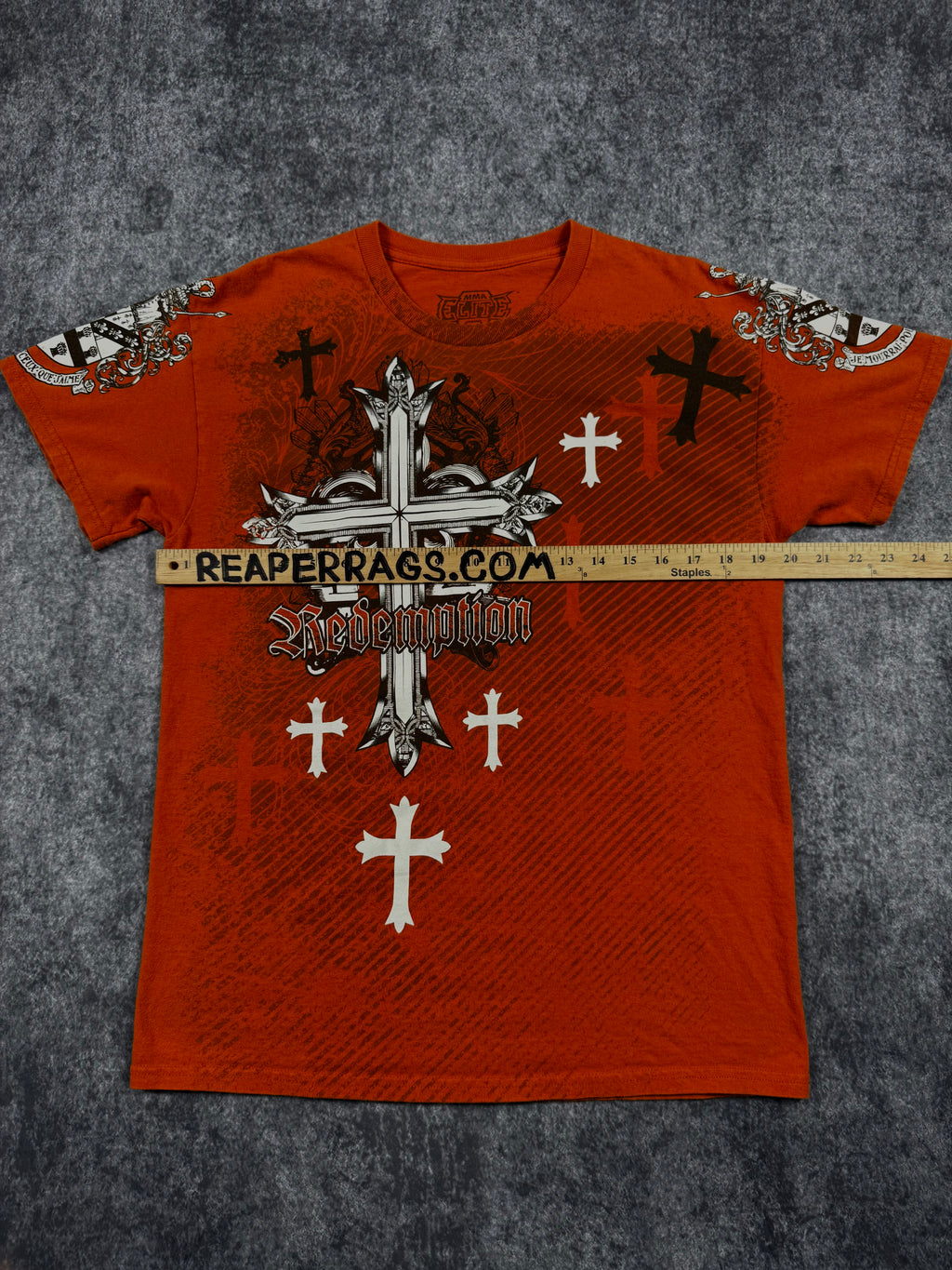 2000s mma elite shirt (M)