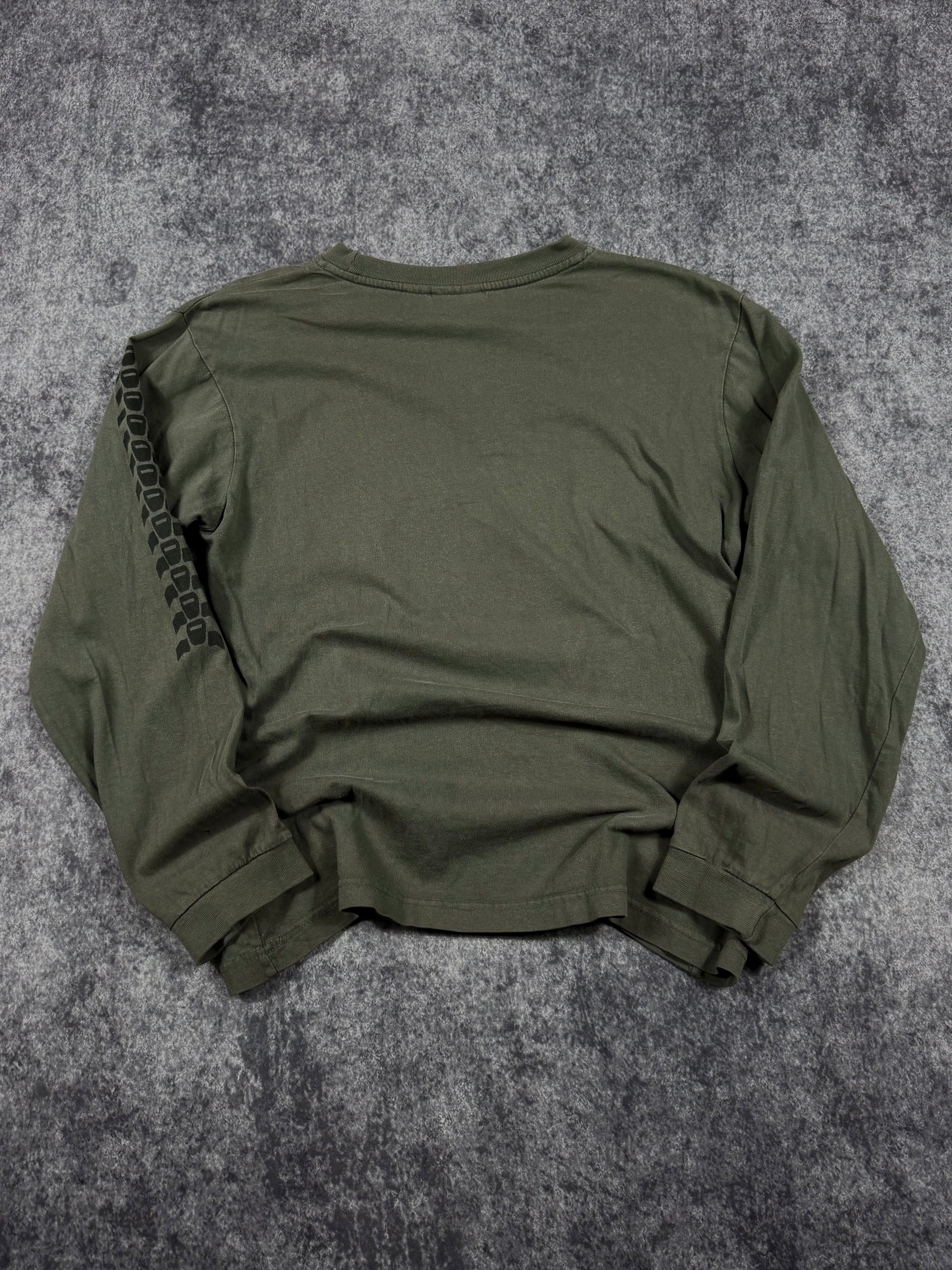 2000s dragon tailwhip long sleeve shirt (S)