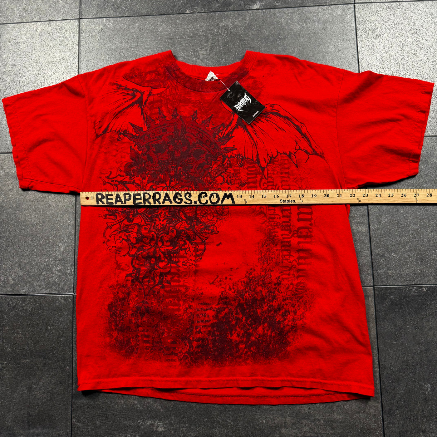 2000s Winged Skull Shirt (L)