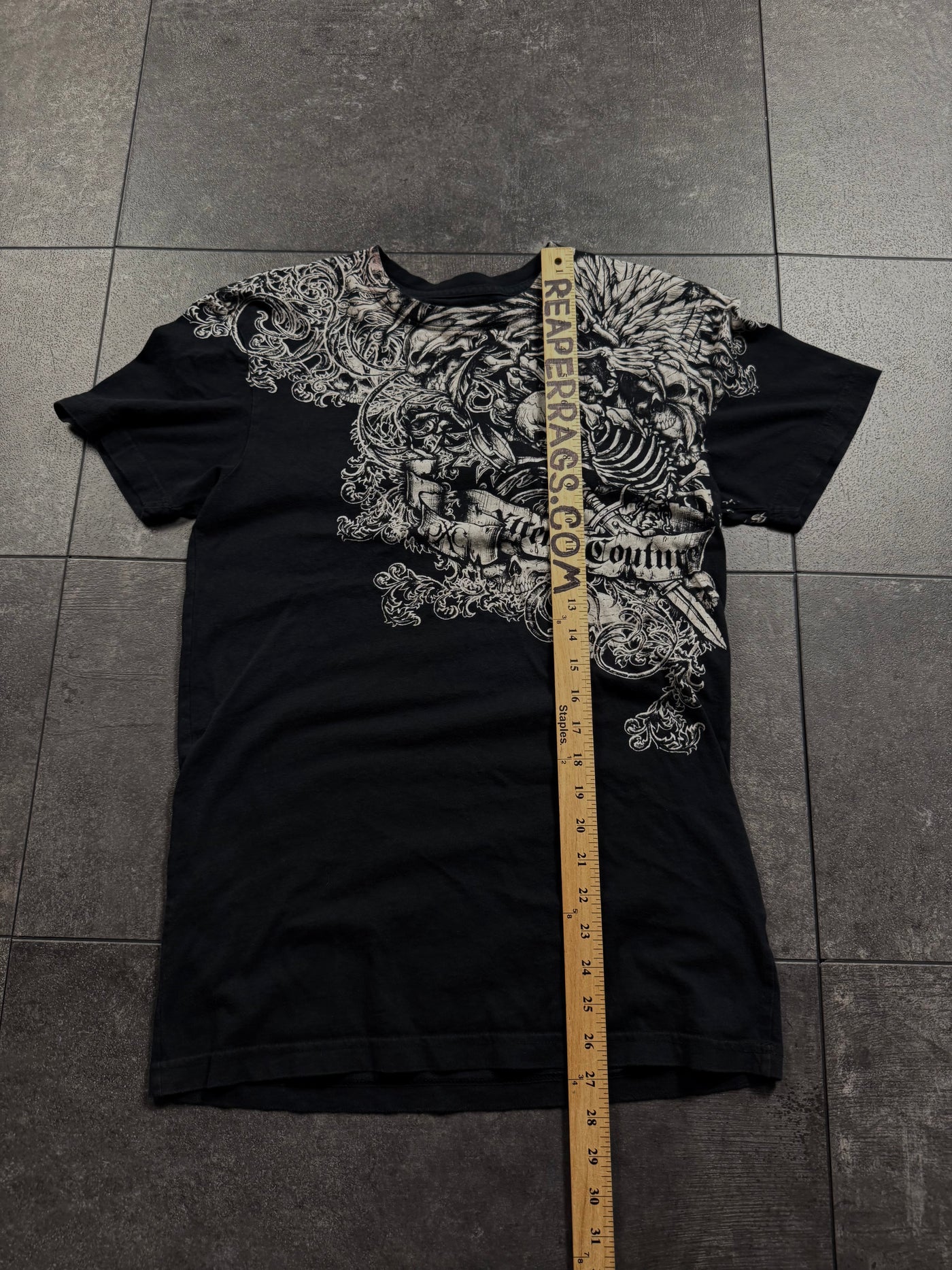 (rare) 2000s xtreme couture shirt (S)