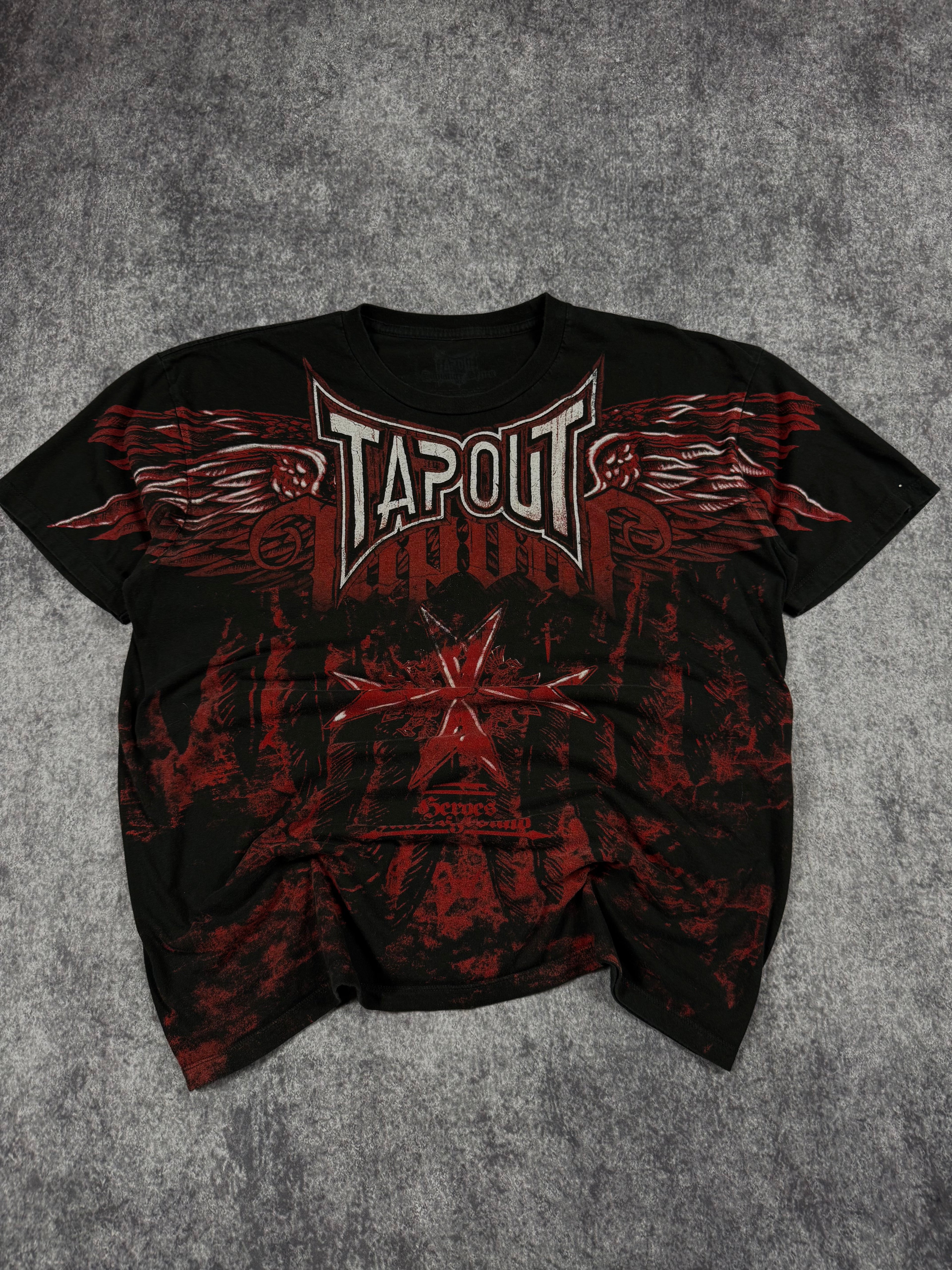 (rare) 2000s tapout signature series shirt (L)