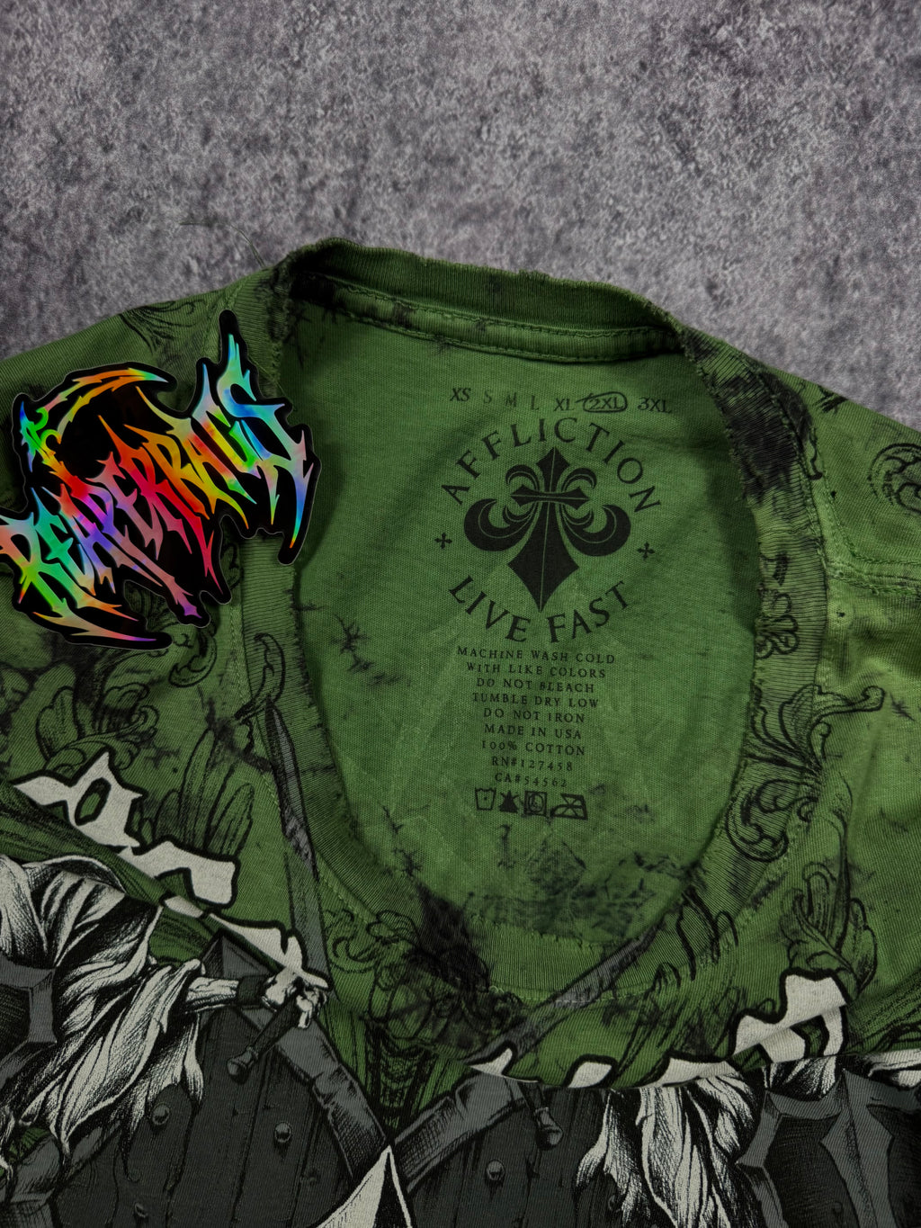 (rare) 2000s affliction shirt (XL)