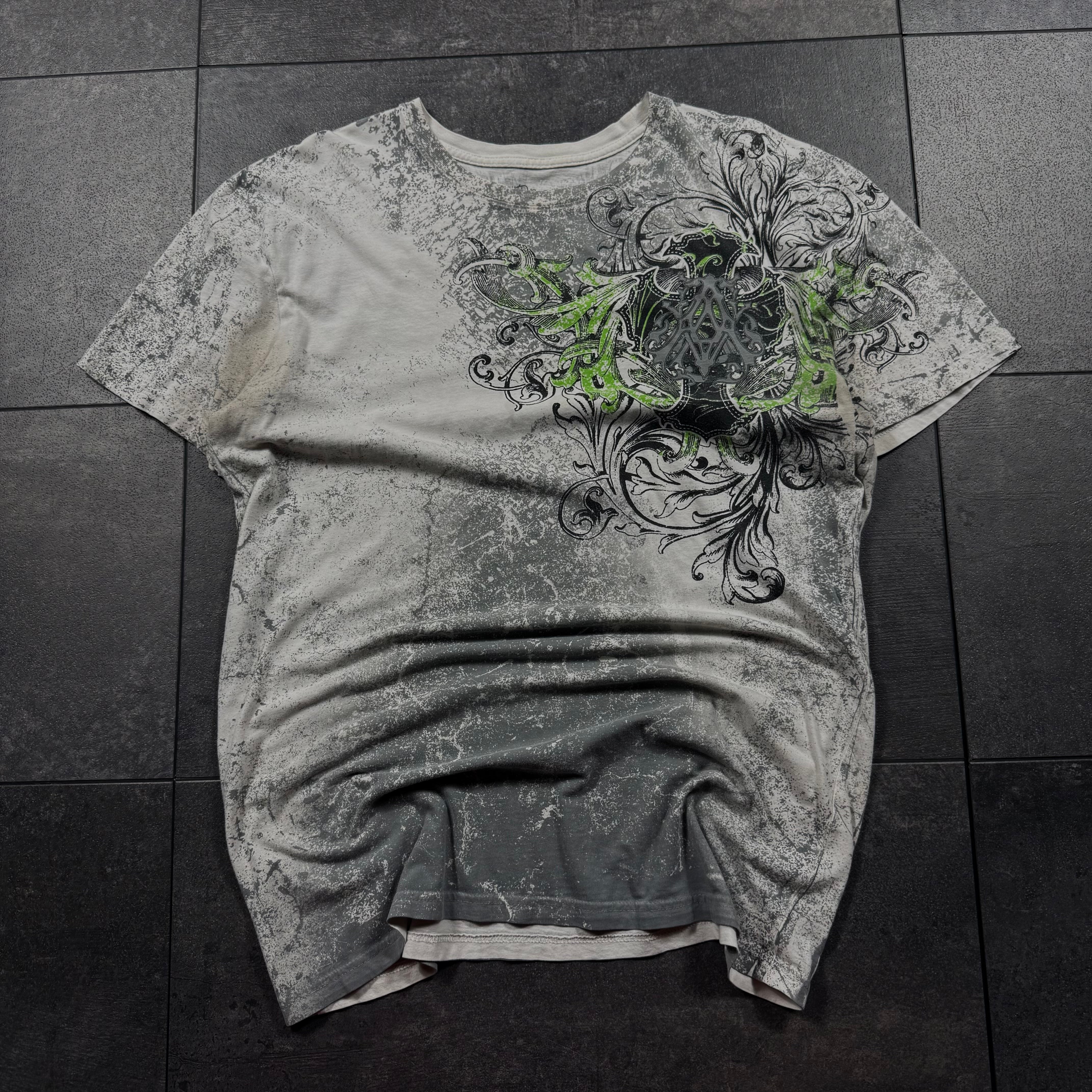 (rare) 2000s archaic x affliction shirt (S)