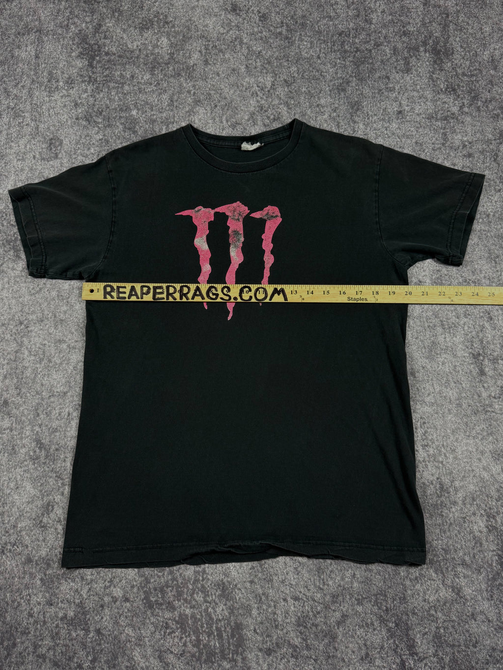 (rare) 2000s monster energy x fox racing shirt (M)